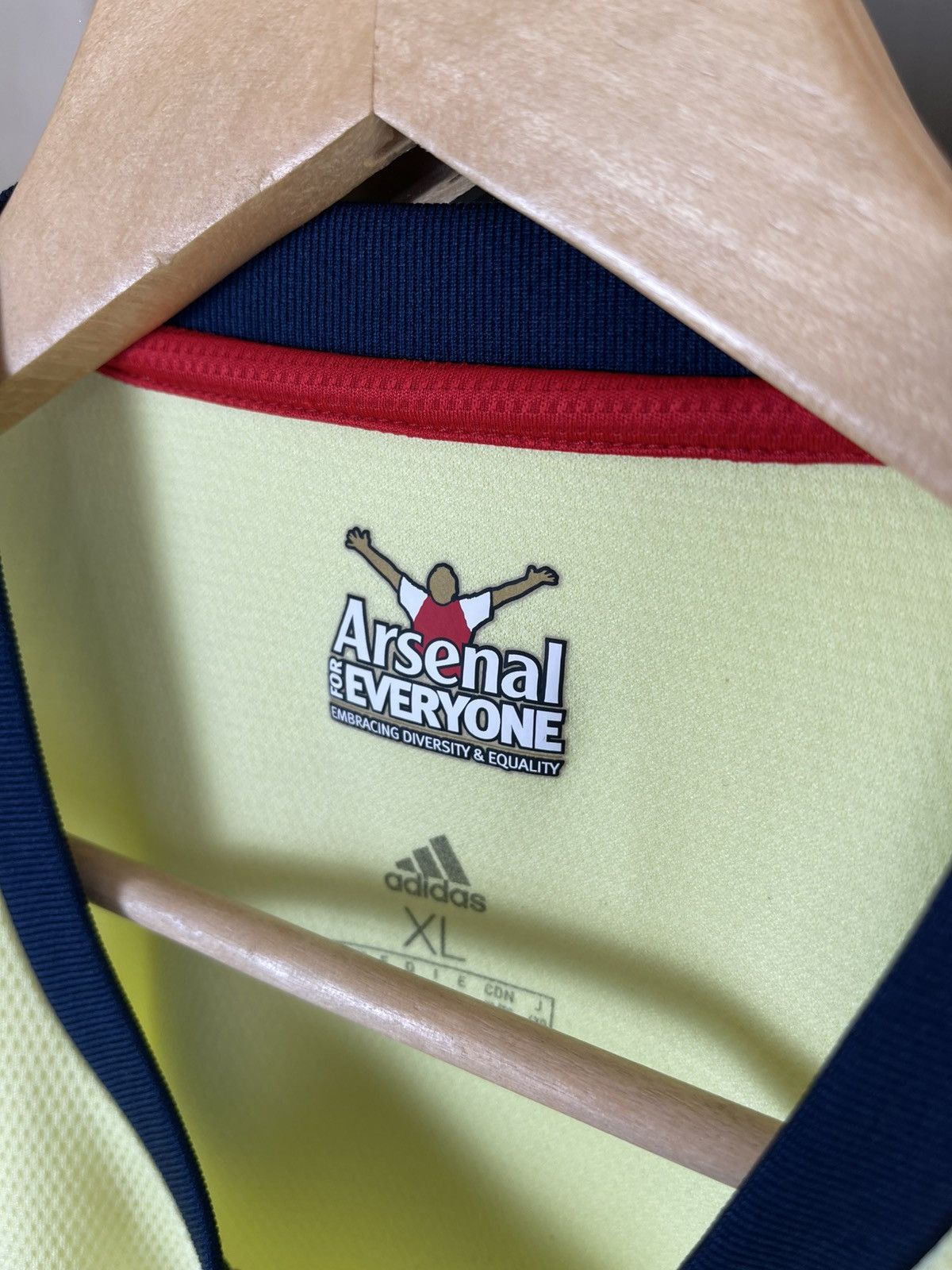 Adidas Arsenal 21/22 Away Jersey Retro Cannon Logo AEROREADY Size US XL / EU 56 / 4 - 5 Thumbnail