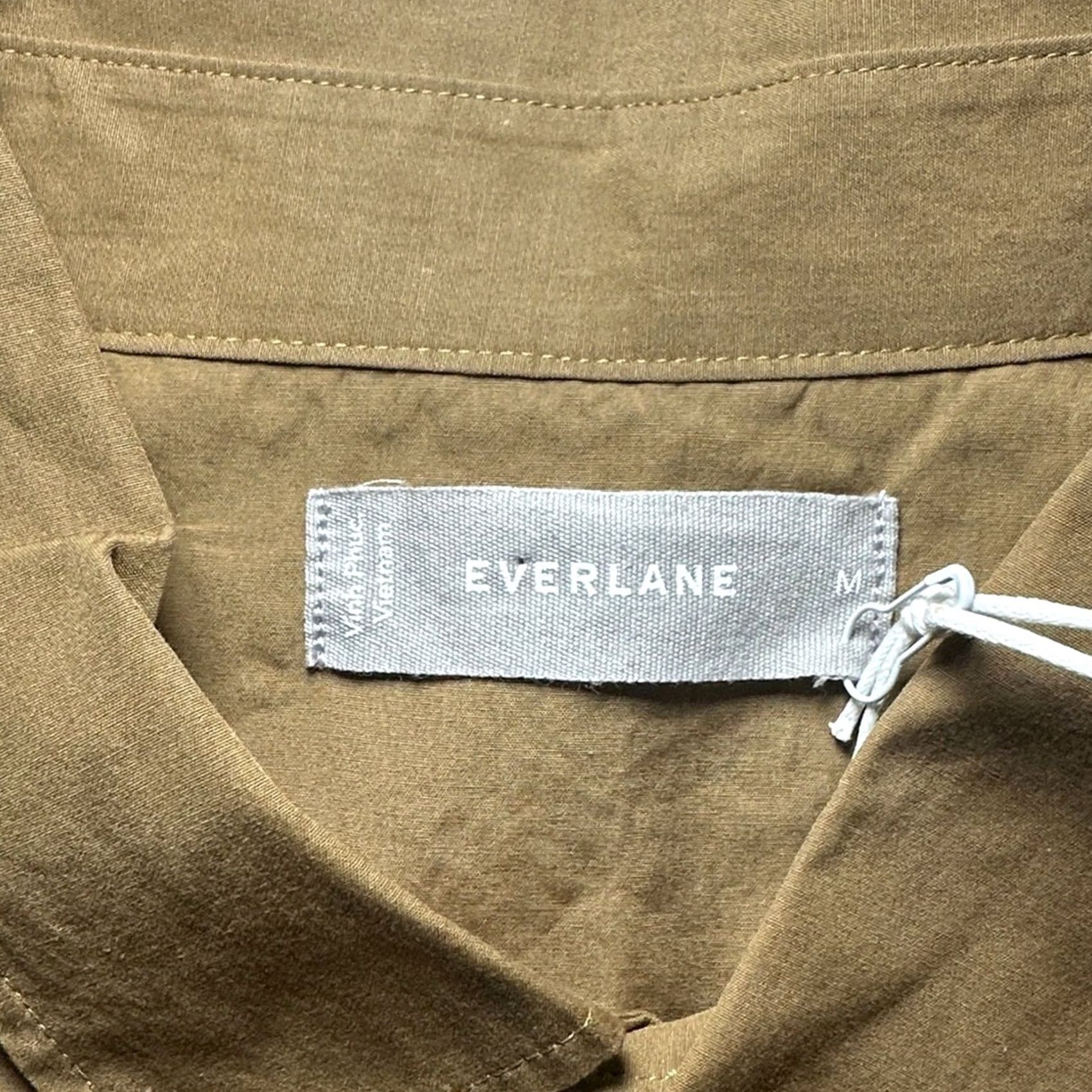 Everlane Everlane Poplin Relaxed Fit Long Sleeve Button Down - Medium Men Tan Shirt Size US M / EU 48-50 / 2 - 6 Thumbnail