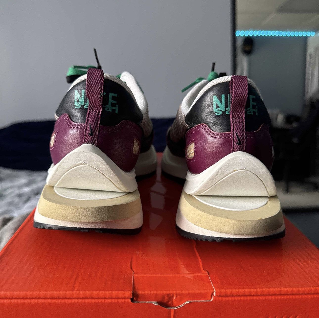 Nike × Sacai Nike Sacai Vaporwaffle Villan Red Size US 10.5 / EU 43-44 - 4 Thumbnail