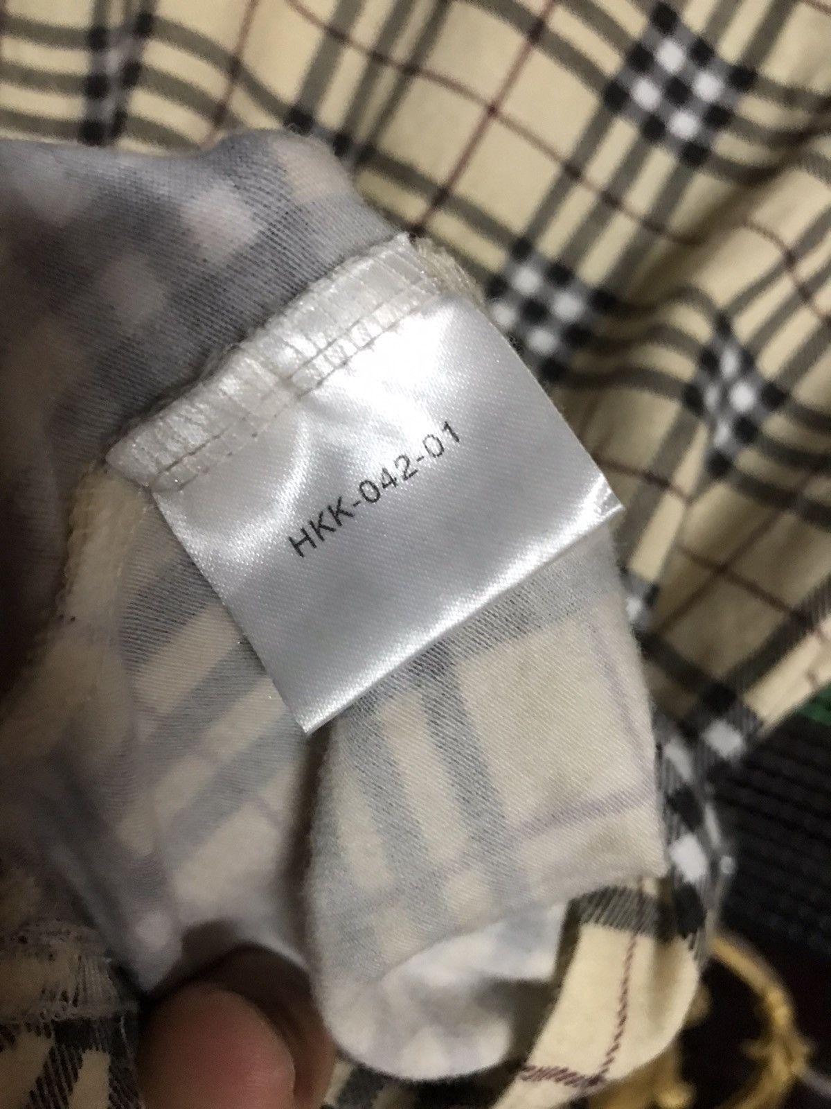 Burberry Burberry London Tee V neck Size S / US 4 / IT 40 - 9 Thumbnail