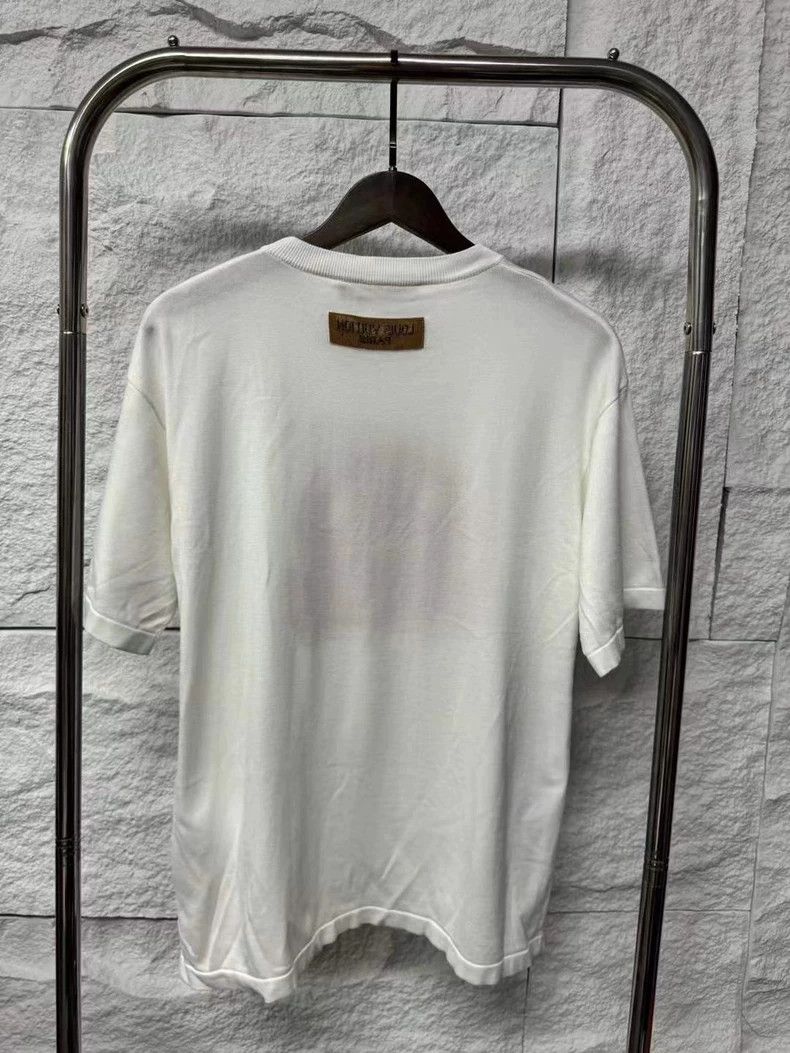 Louis Vuitton LOUIS VUITTON Limited short sleeves for Valentine's Day sho Size US L / EU 52-54 / 3 - 2 Thumbnail