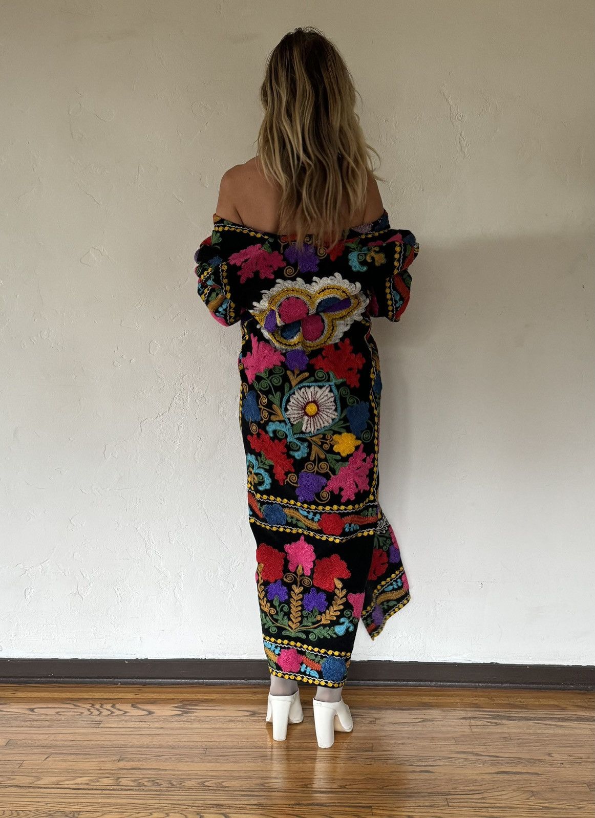 Handmade Turkish Handmade Floral Embroidered Full Length Kaftan Size ONE SIZE - 9 Thumbnail