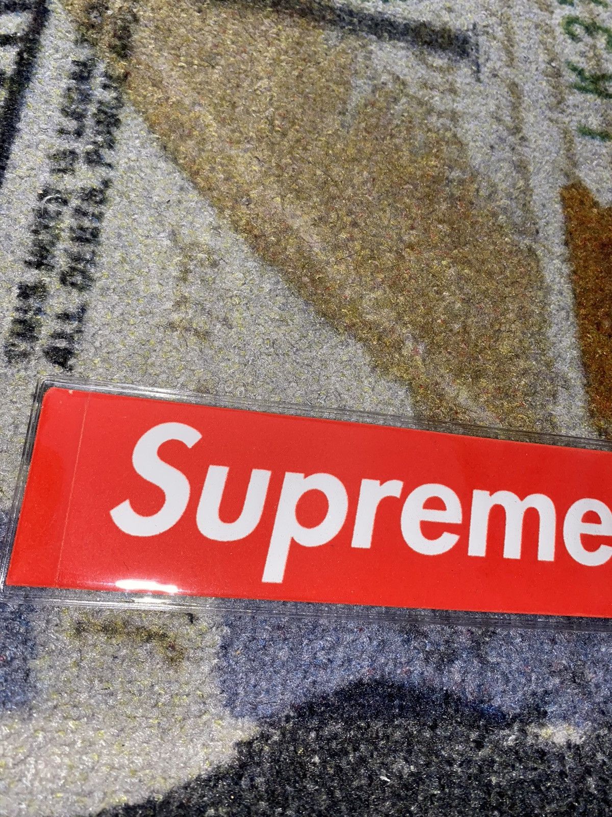 Supreme Supreme Felt Box Logo Sticker Size ONE SIZE - 2 Thumbnail