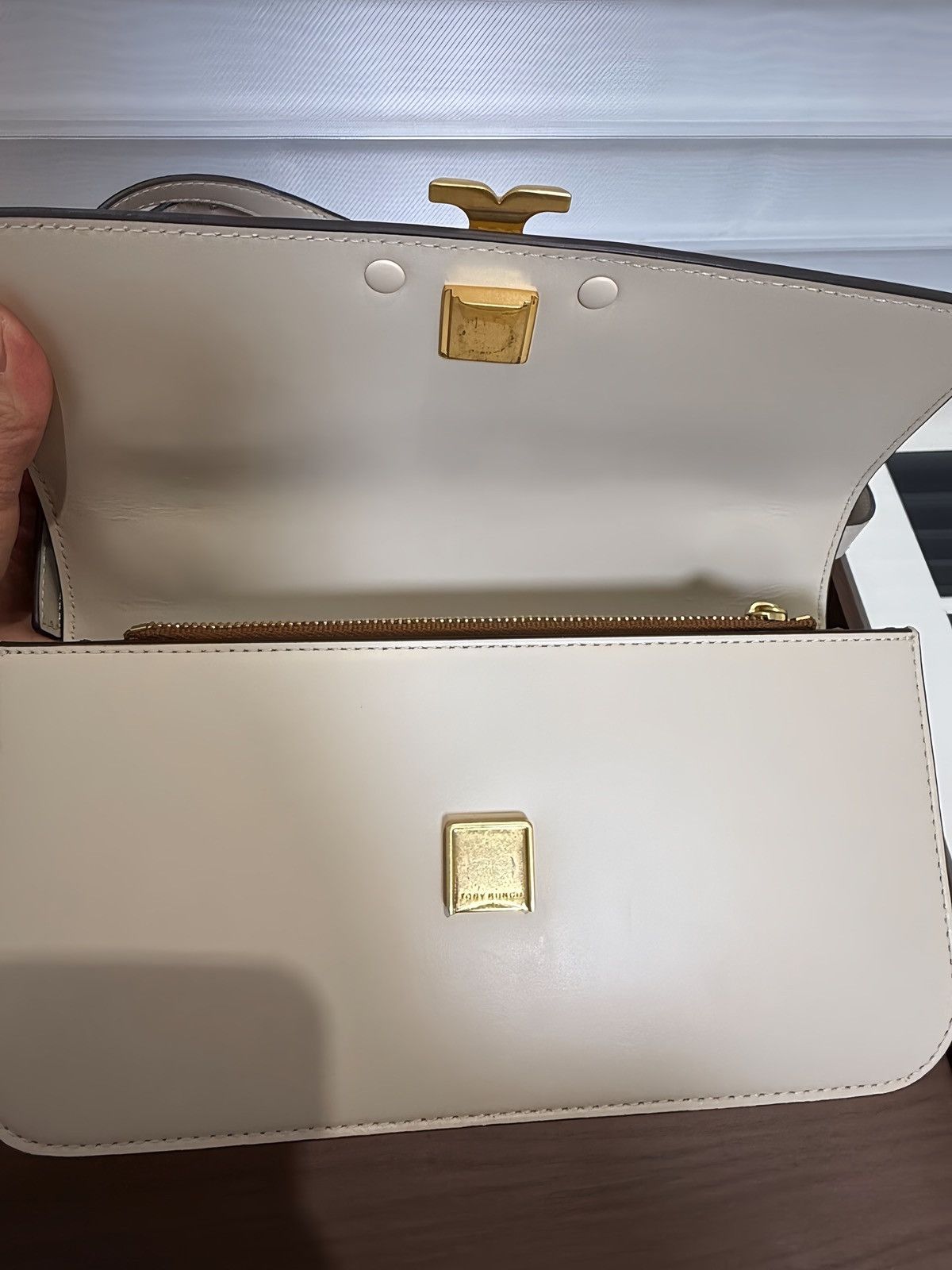 Tory Burch Tory Burch Eleanor Slim Shoulder Bag Size ONE SIZE - 7 Thumbnail