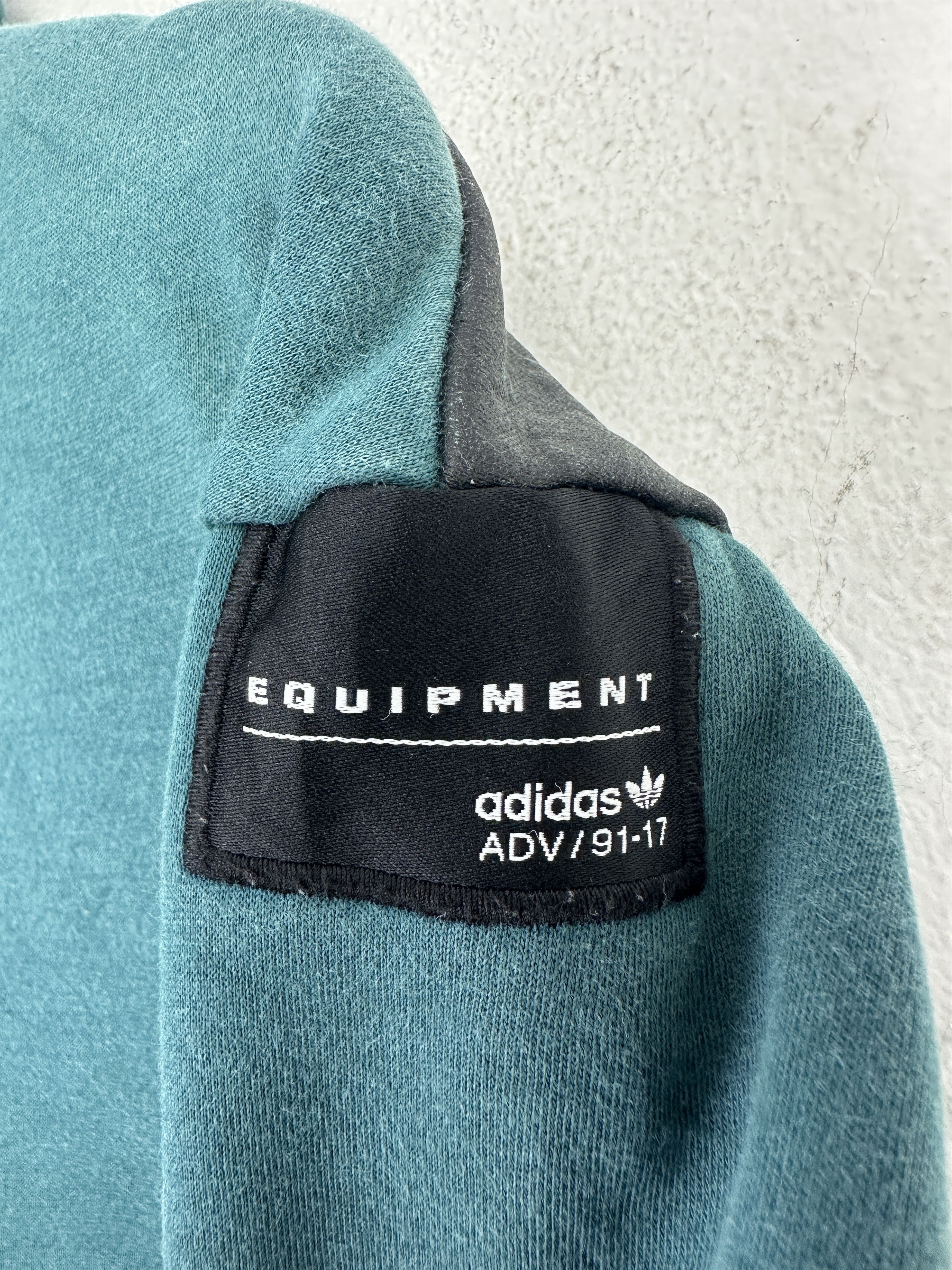 Adidas Adidas EQT Scallop Half-Zip Teal Hoodie Size L BP0012 Size US L / EU 52-54 / 3 - 8 Thumbnail