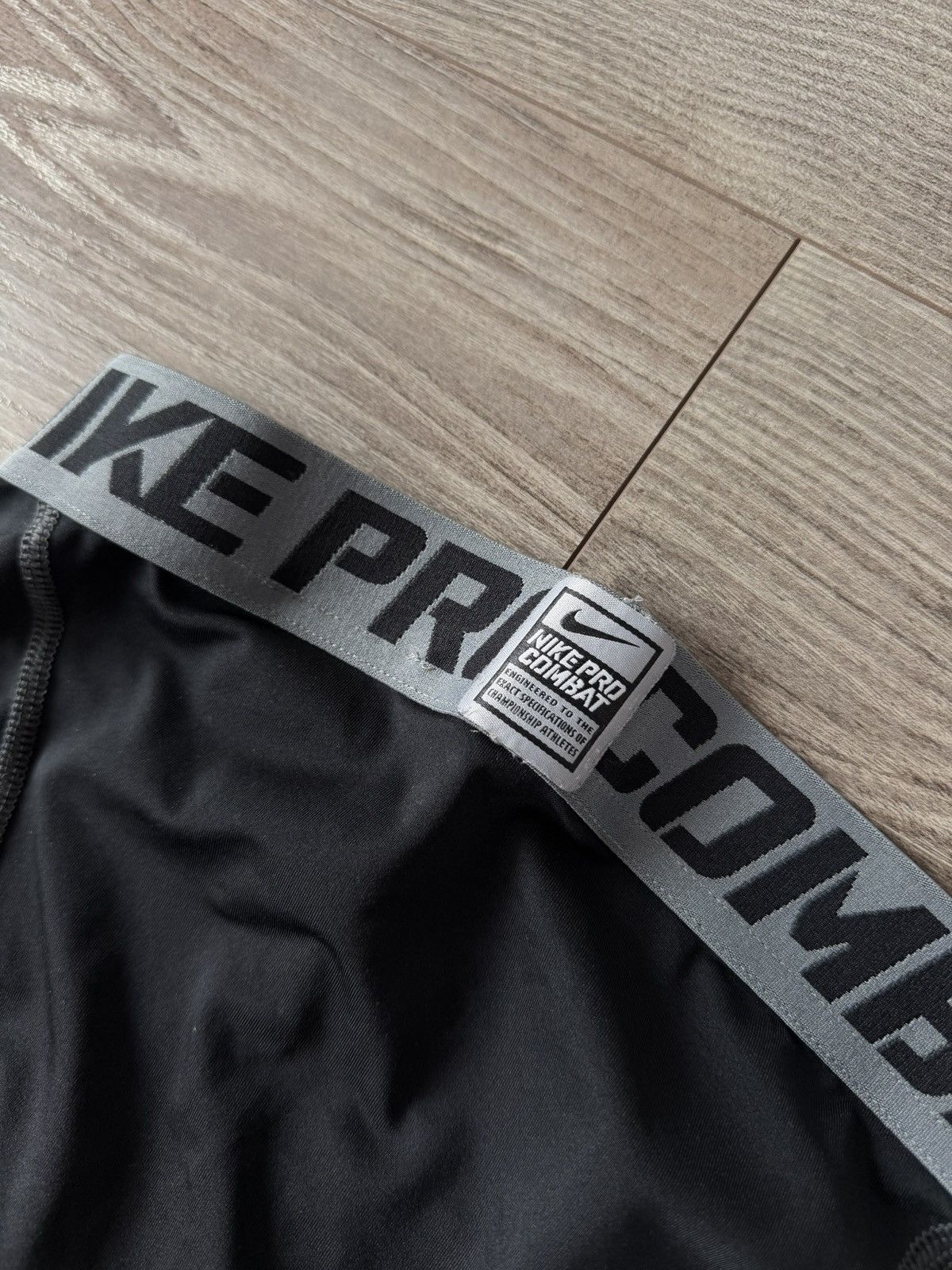Nike ‼️Nike Pro Combat Dri-Fit Training Spandex Tights Pants‼️ Size US 34 / EU 50 - 16 Thumbnail
