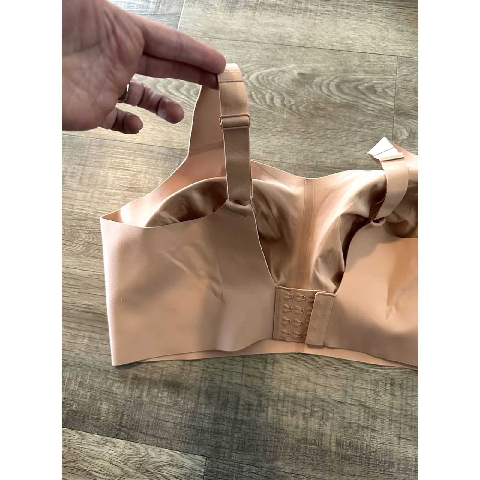 Bobbies Evelyn Bobbie The Beyond Bra Comfort Wireless Bra 3XL TAN HIMALAYAN SALT Womens Size ONE SIZE - 4 Thumbnail