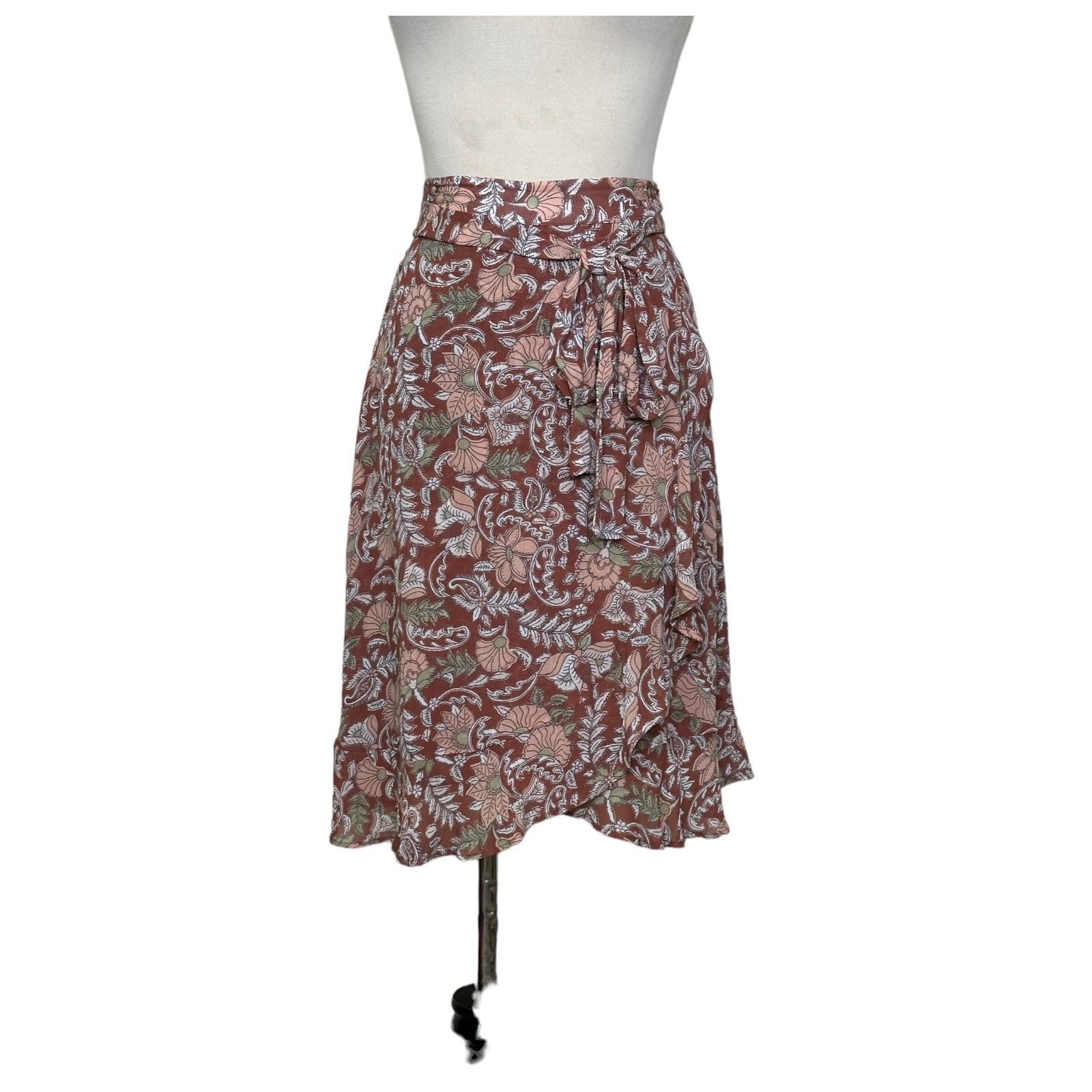 Anthropologie By Anthropologie brown floral pull on mini skirt size XS Size 30" / US 8 / IT 44 - 13 Thumbnail
