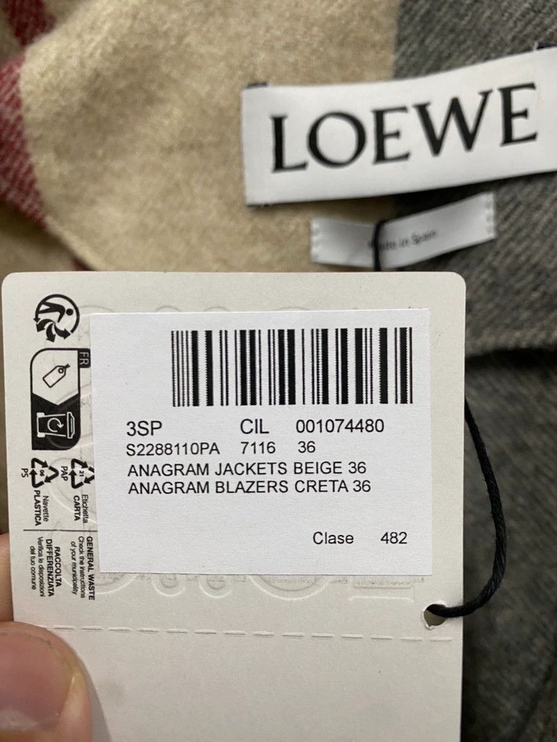 Loewe LOEWE Classic trench coat Size M / US 6-8 / IT 42-44 - 2 Thumbnail