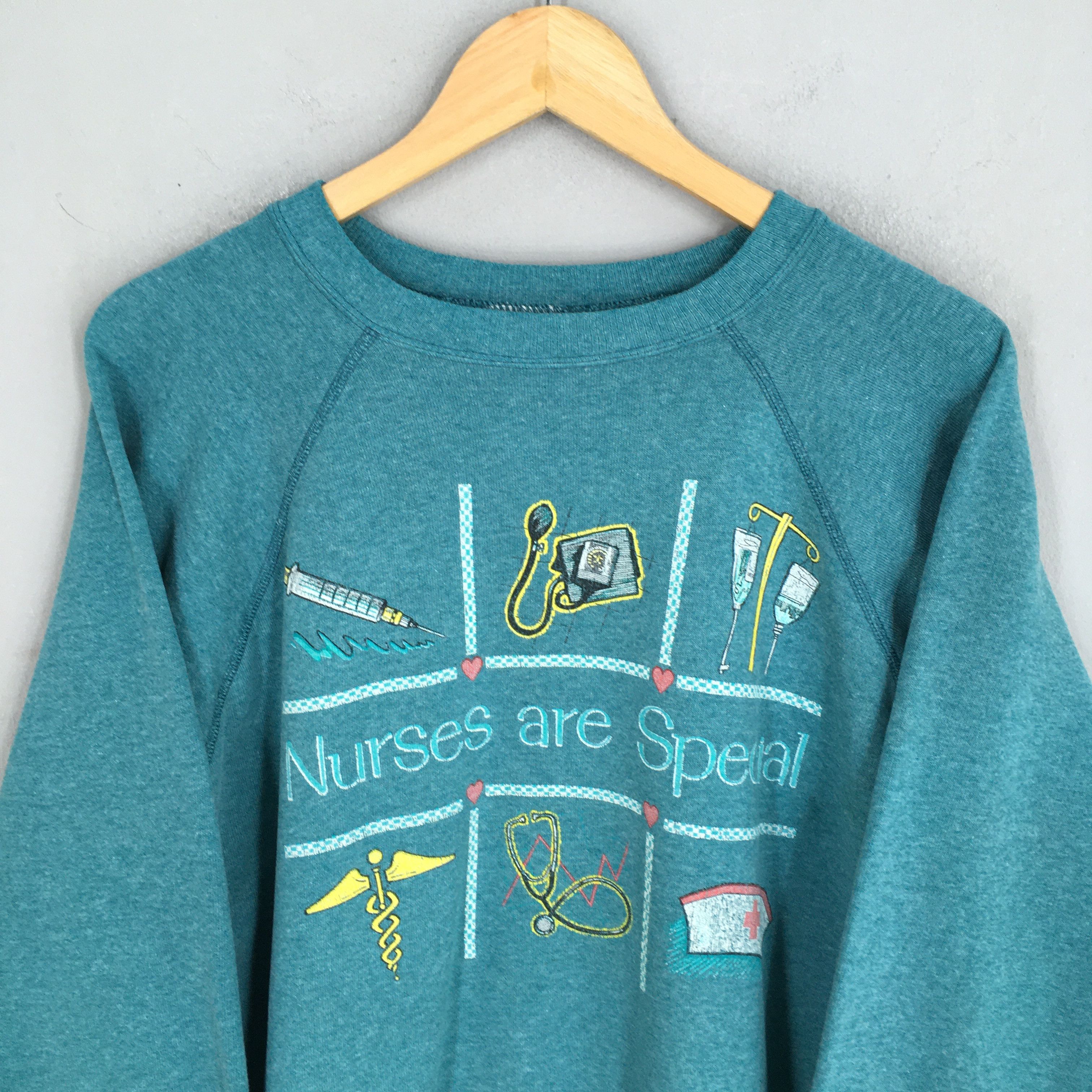 Hanes × NCAA × Vintage Vintage Nurse Are Special Sweatshirt Large Size US L / EU 52-54 / 3 - 2 Thumbnail