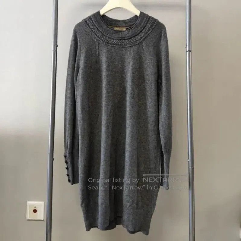 Burberry Burberry Women's Grey Wool Knit Sweater. Size L / US 10 / IT 46 - 1 Thumbnail