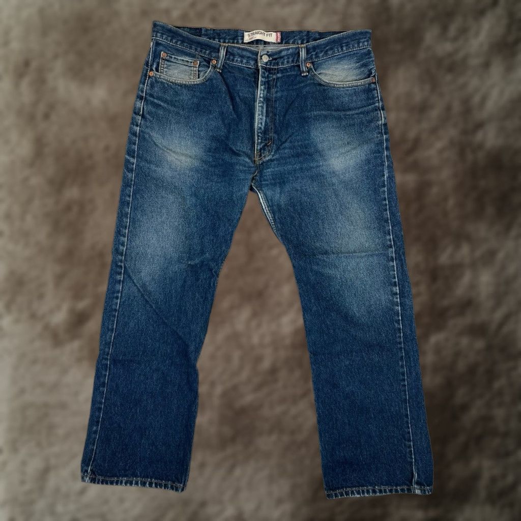 Levi's VINTAGE Levi’s 505 Jeans Denim Blue Medium Wash 40x30 Straight Jeans Men 90s USA Denim Straight Model Levi’s 505 Waist 40 Inseam 30 In Mens Size US 40 / EU 56 - 1 Thumbnail