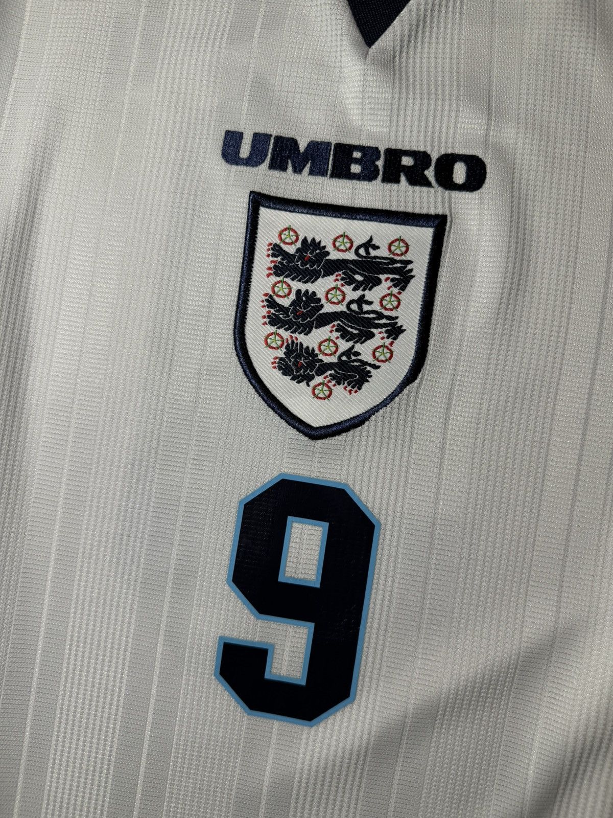 Umbro England 1995/96 Home football Umbro shirt #9 SHEARER Jersey Size US L / EU 52-54 / 3 - 3 Thumbnail