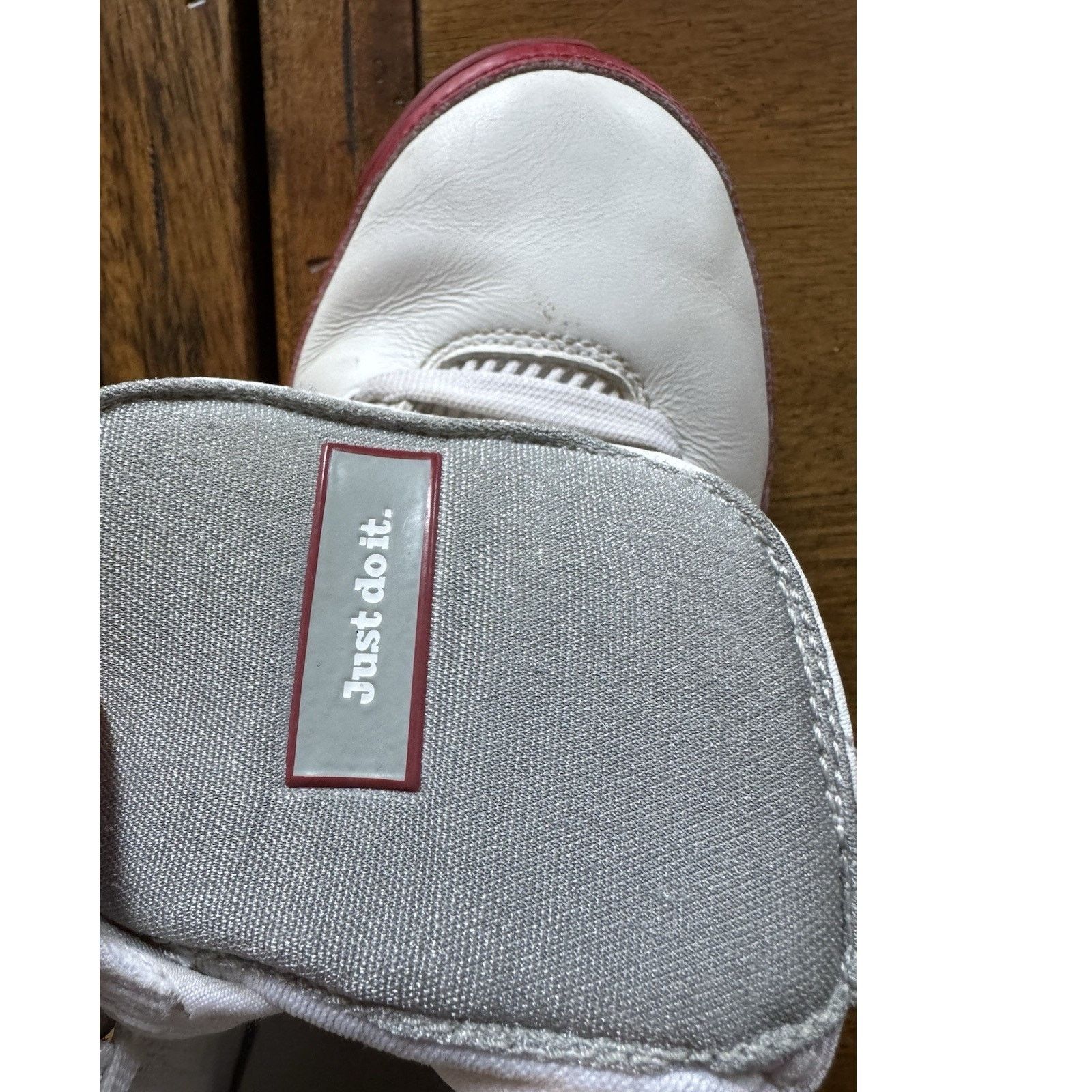 Nike Vintage Y2K 2008 Nike Elite Shoes Women’s 7.5 324831-103 Size US 7.5 / IT 37.5 - 9 Thumbnail
