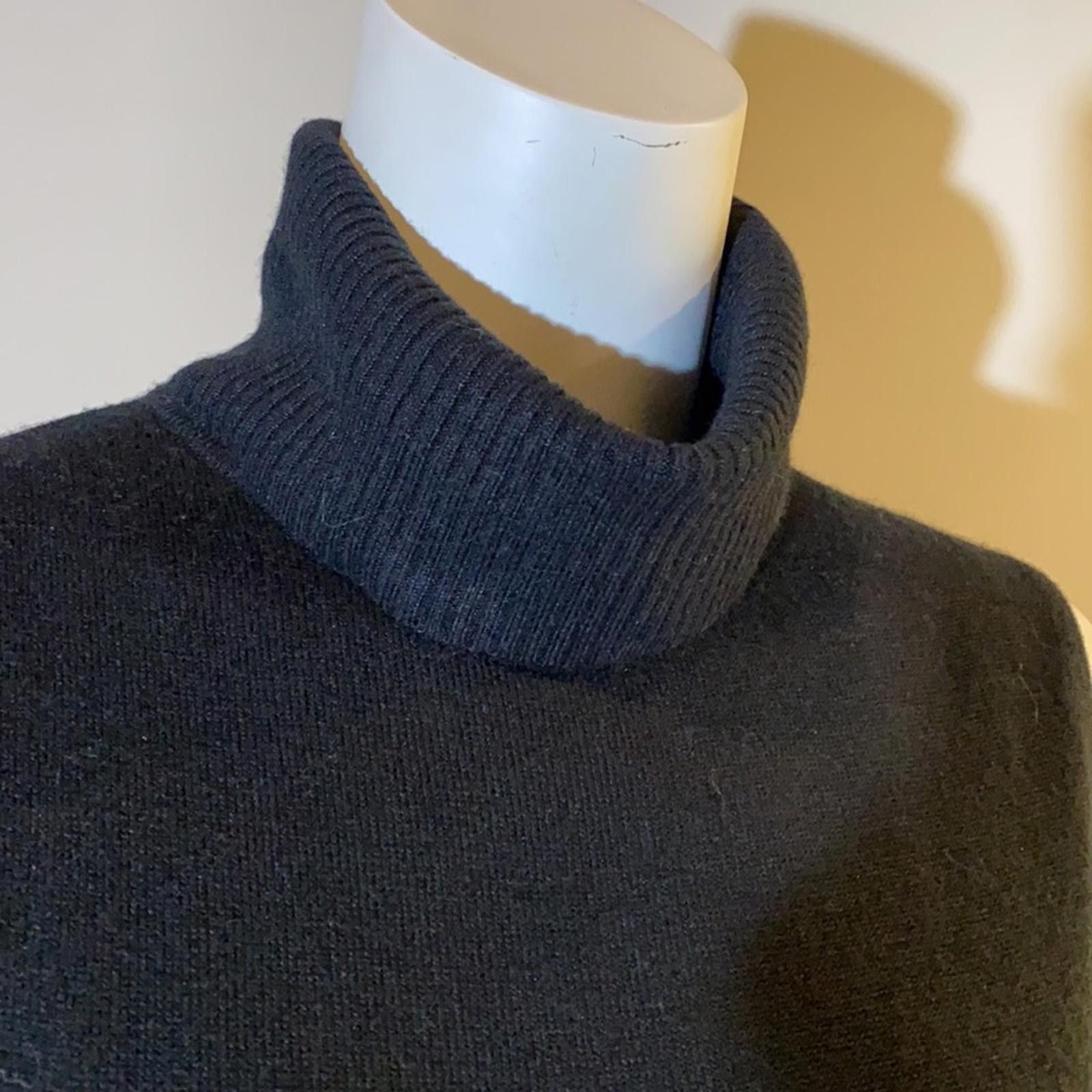 Other VTG Last Woman Black Sleeveless Turtleneck Suede Trim M/L Size M / US 6-8 / IT 42-44 - 5 Thumbnail