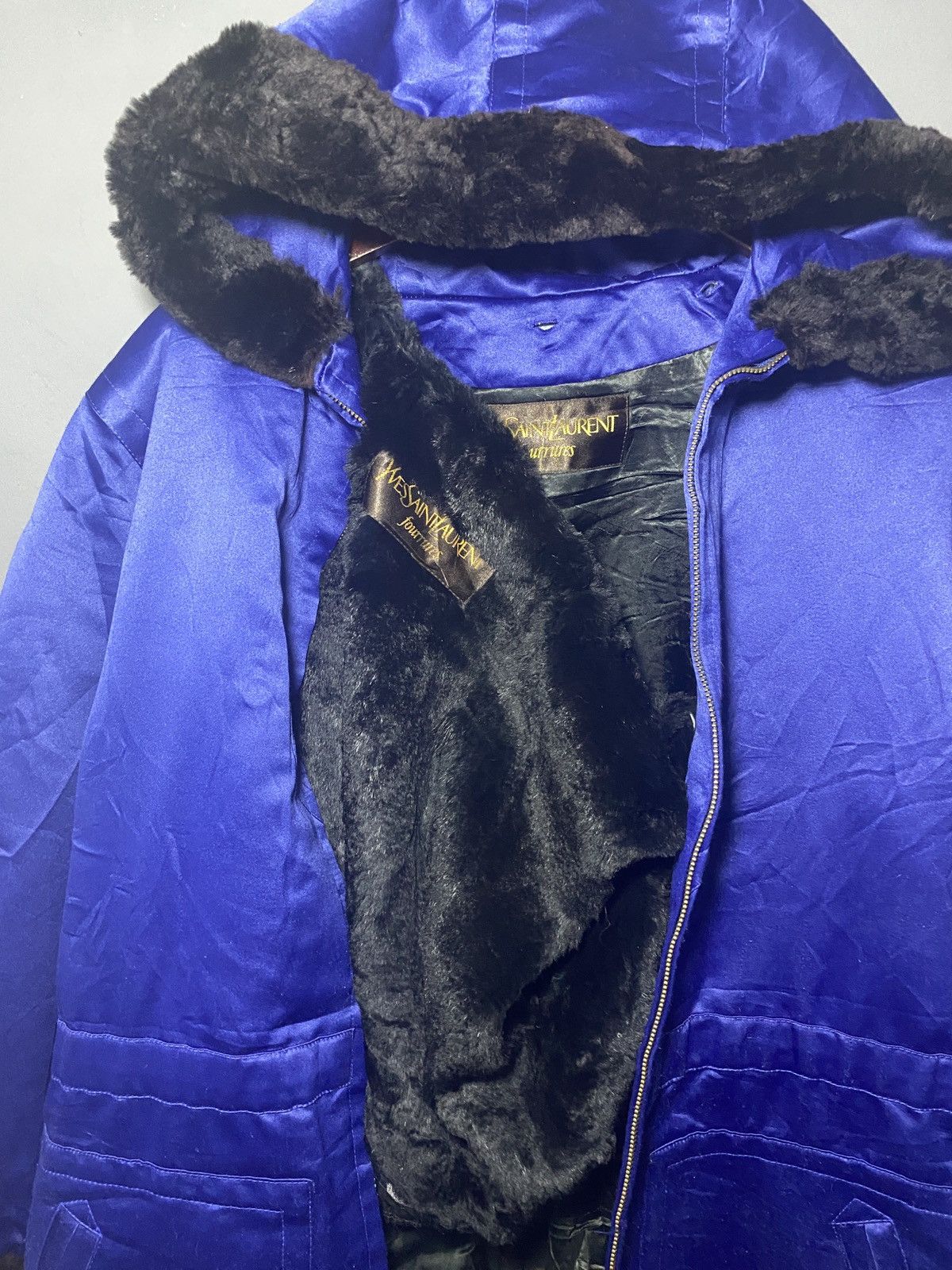 Saint Laurent Paris × Yves Saint Laurent Yves Saint Laurent Fourrures Vintage Fur Plus Lining Size US L / EU 52-54 / 3 - 4 Thumbnail