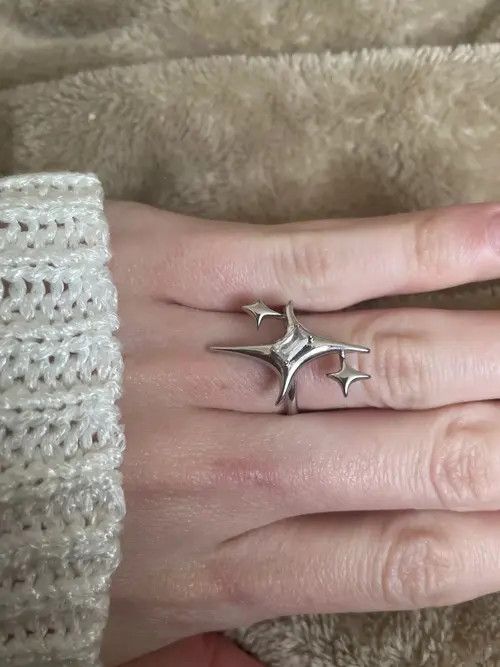 Japanese Brand 4 Star Point Adjustable Ring Size ONE SIZE - 2 Thumbnail