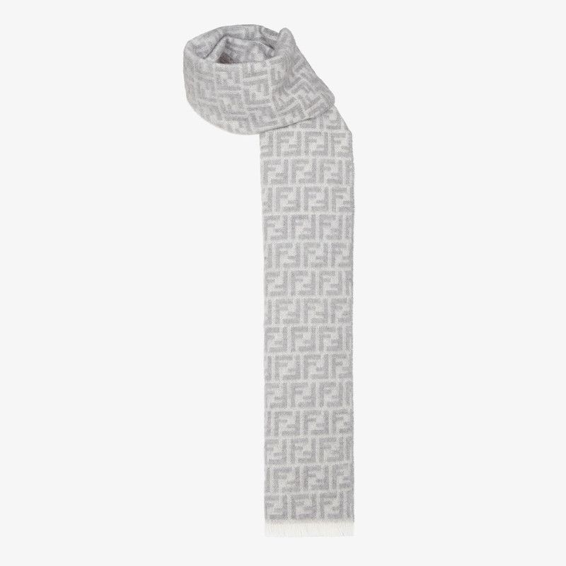 Fendi o1s1wg111125 Size:OS/ Scarf in Grey Size ONE SIZE - 2 Thumbnail