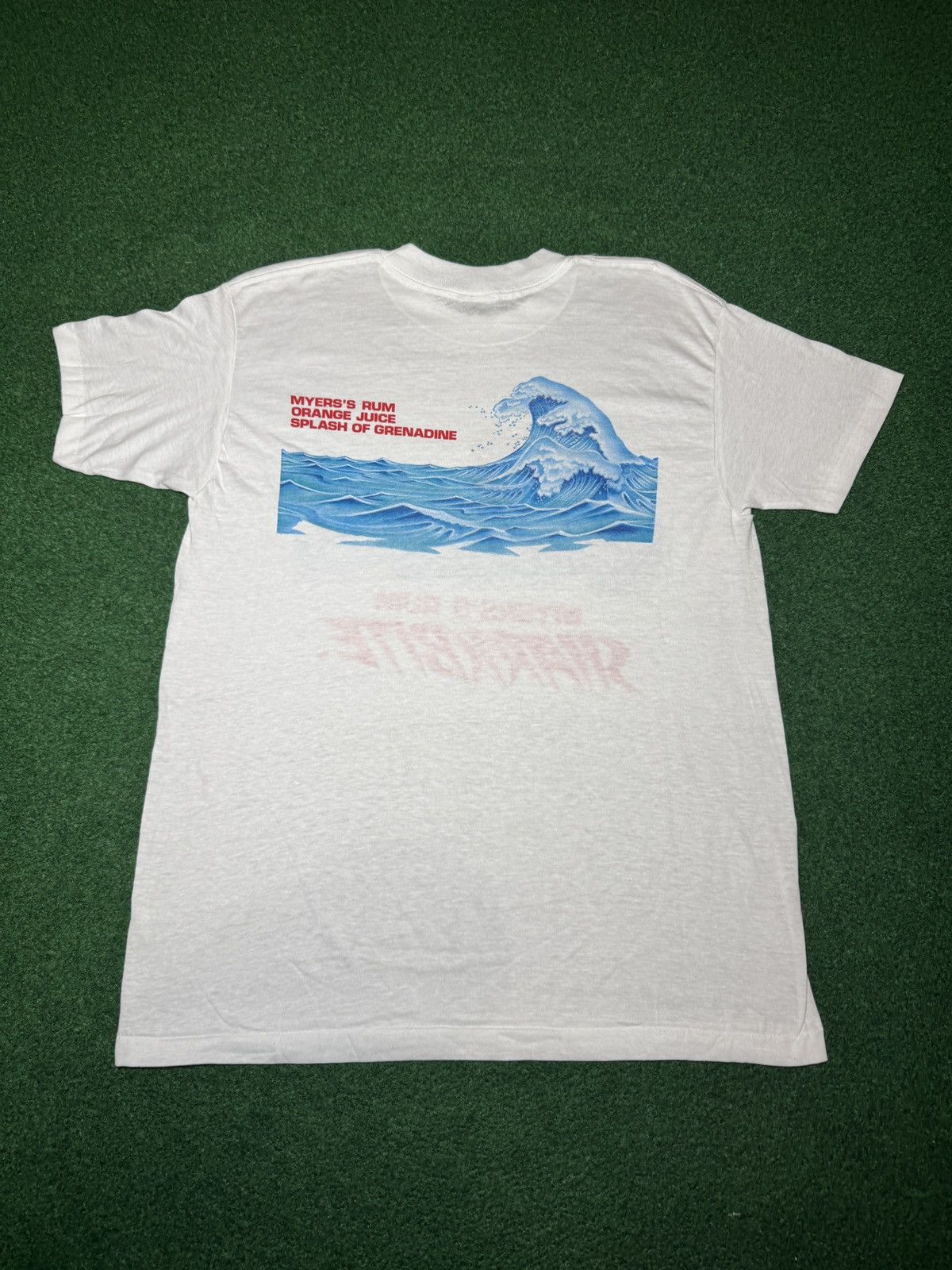 Vintage Vintage 80s Myers Rum Shark Bite XL Jaws Megalodon T Shirt Size US XL / EU 56 / 4 - 4 Thumbnail