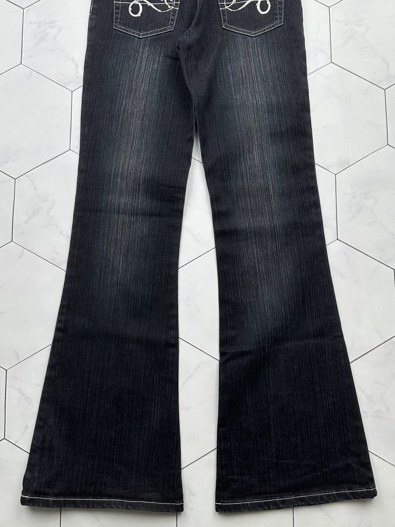 Japanese Brand Vintage Faded Flare Jeans (B486)E2 Size 27" / US 4 / IT 40 - 6 Thumbnail