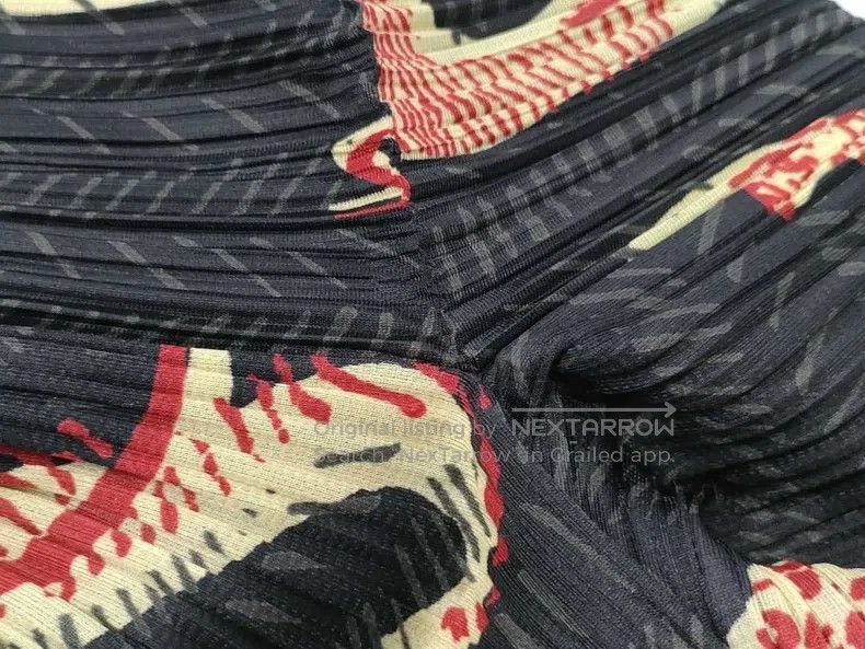 Issey Miyake Issey Miyake Vintage Black Elephant Print Ruched Top Size L / US 10 / IT 46 - 5 Thumbnail