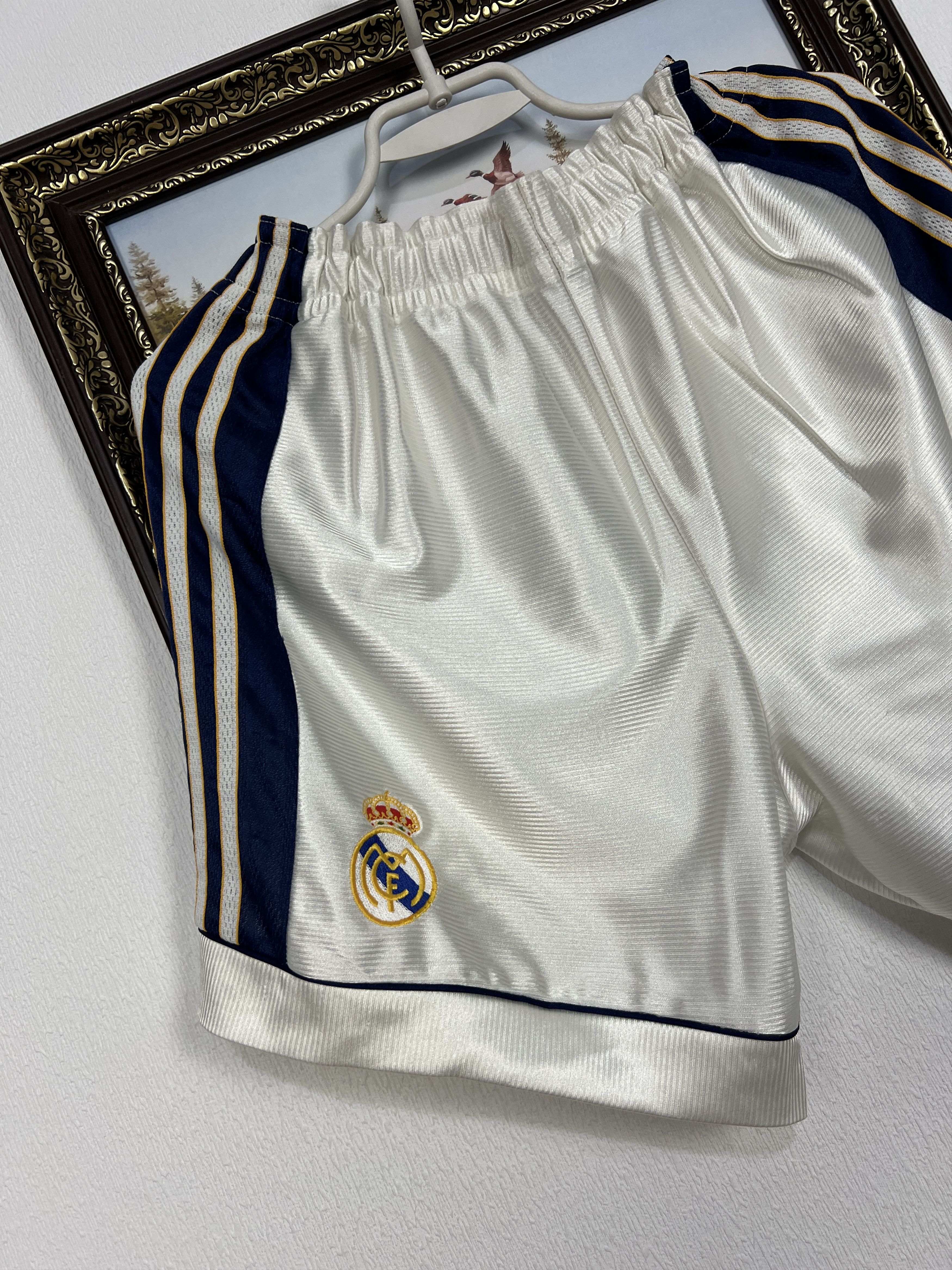 Adidas Vintage 90's Adidas Real Madrid Football White Shorts M Size US 32 / EU 48 - 3 Thumbnail