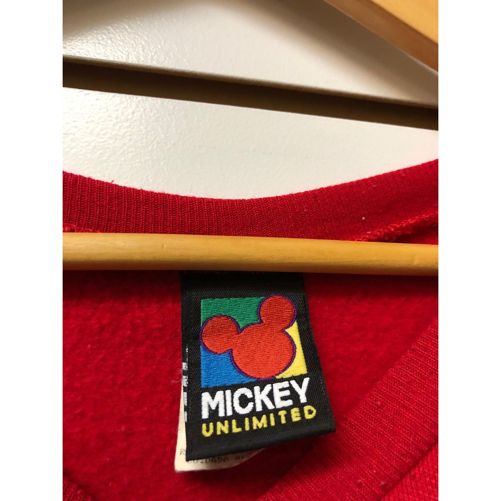 Mickey Unlimited Vintage Mickey Mouse merry Christmas Sweatshirt size XL 90s Size US XL / EU 56 / 4 - 3 Thumbnail