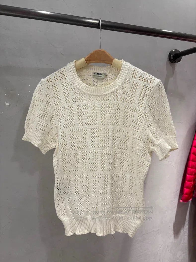 Fendi Fendi White Openwork Logo Knit Short Sleeve Size S / US 4 / IT 40 - 1 Thumbnail