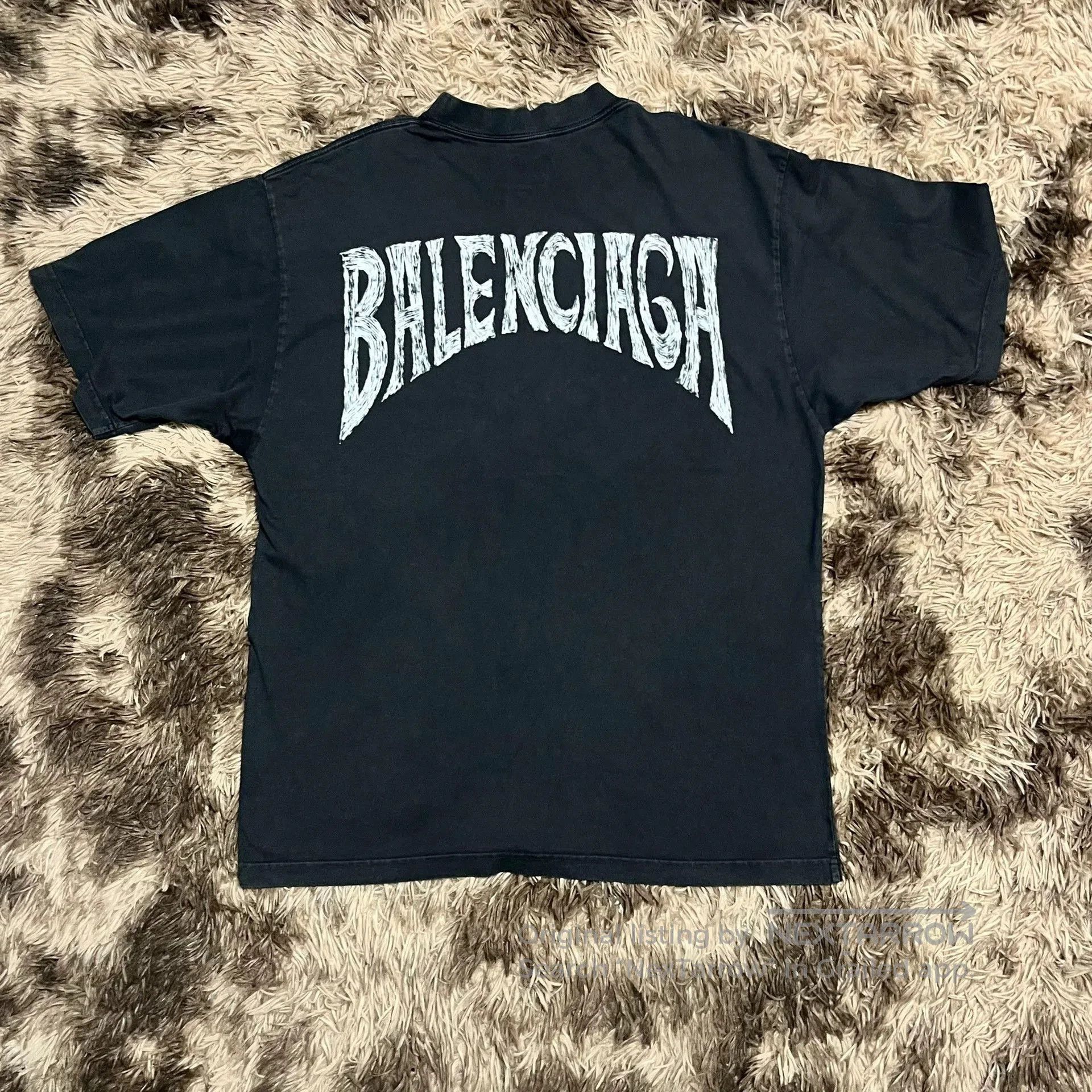 Balenciaga Balenciaga's new washed black totem Batman short sleeved sh Size US S / EU 44-46 / 1 - 1 Thumbnail