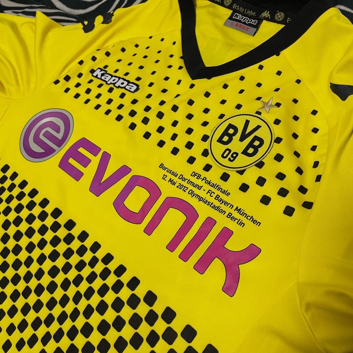 Kappa Puma 2011/12 Borussia Dortmund 15 Mats Hummels Jersey Size US L / EU 52-54 / 3 - 4 Thumbnail