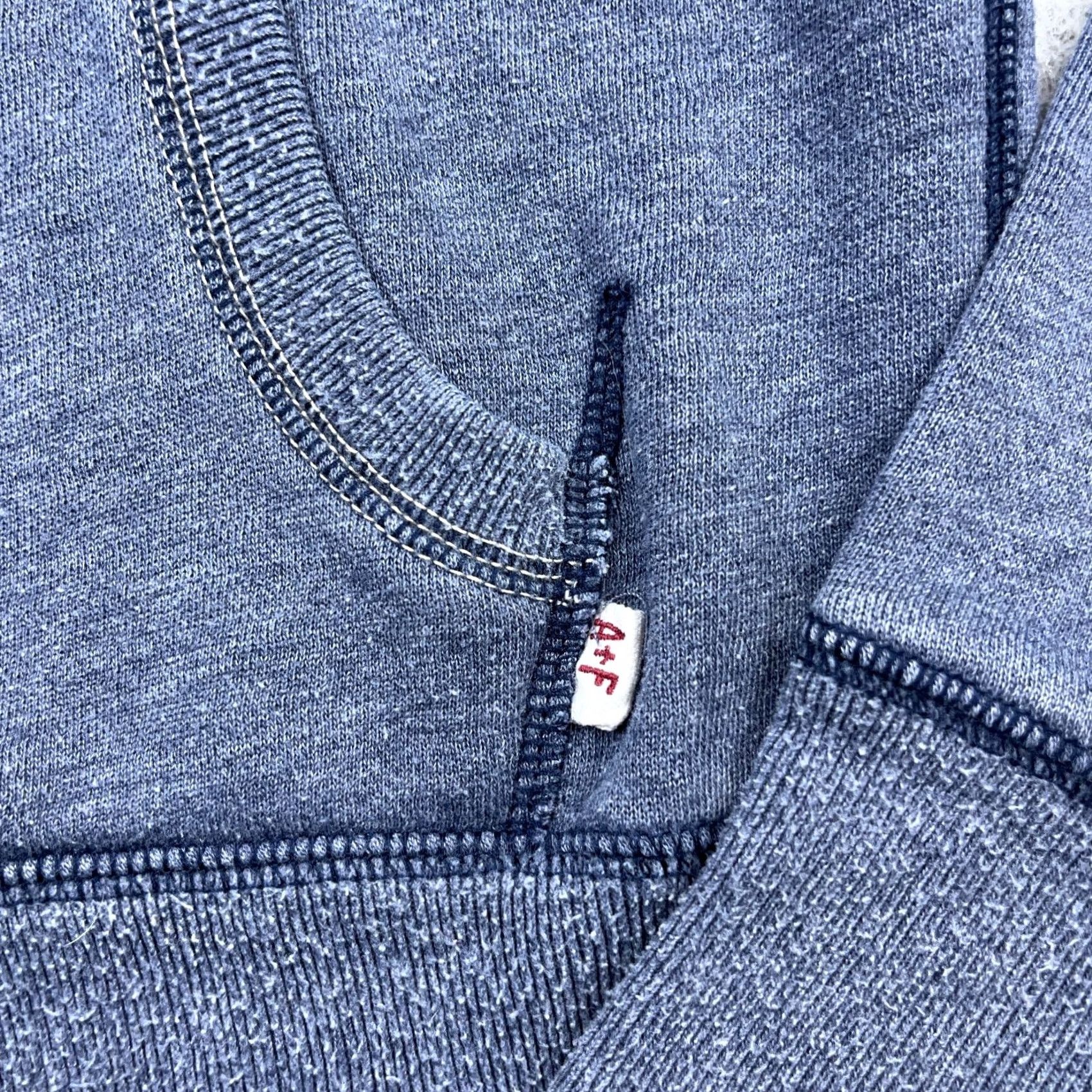 Abercrombie & Fitch Vintage Abercrombie & Fitch Hoodie Women Small Gray Sweatshirt Logo 00s UL Size S / US 4 / IT 40 - 5 Thumbnail