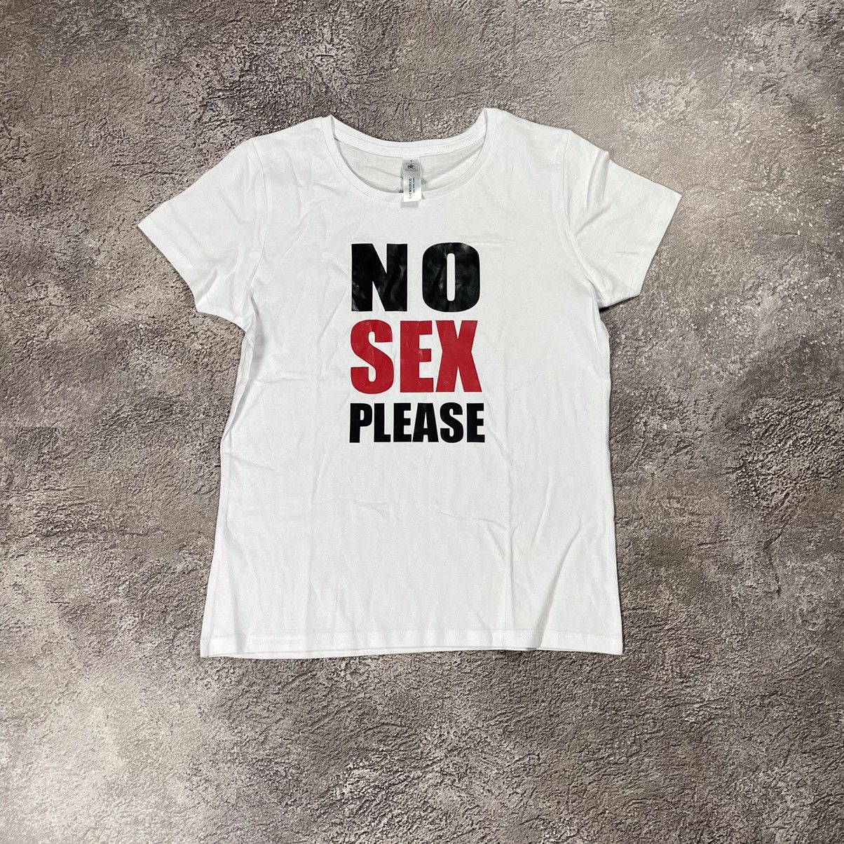 Vintage Vintage Y2K Graphic Tee Funny Slogan Print Streetwear Boxy S Size US S / EU 44-46 / 1 - 1 Thumbnail