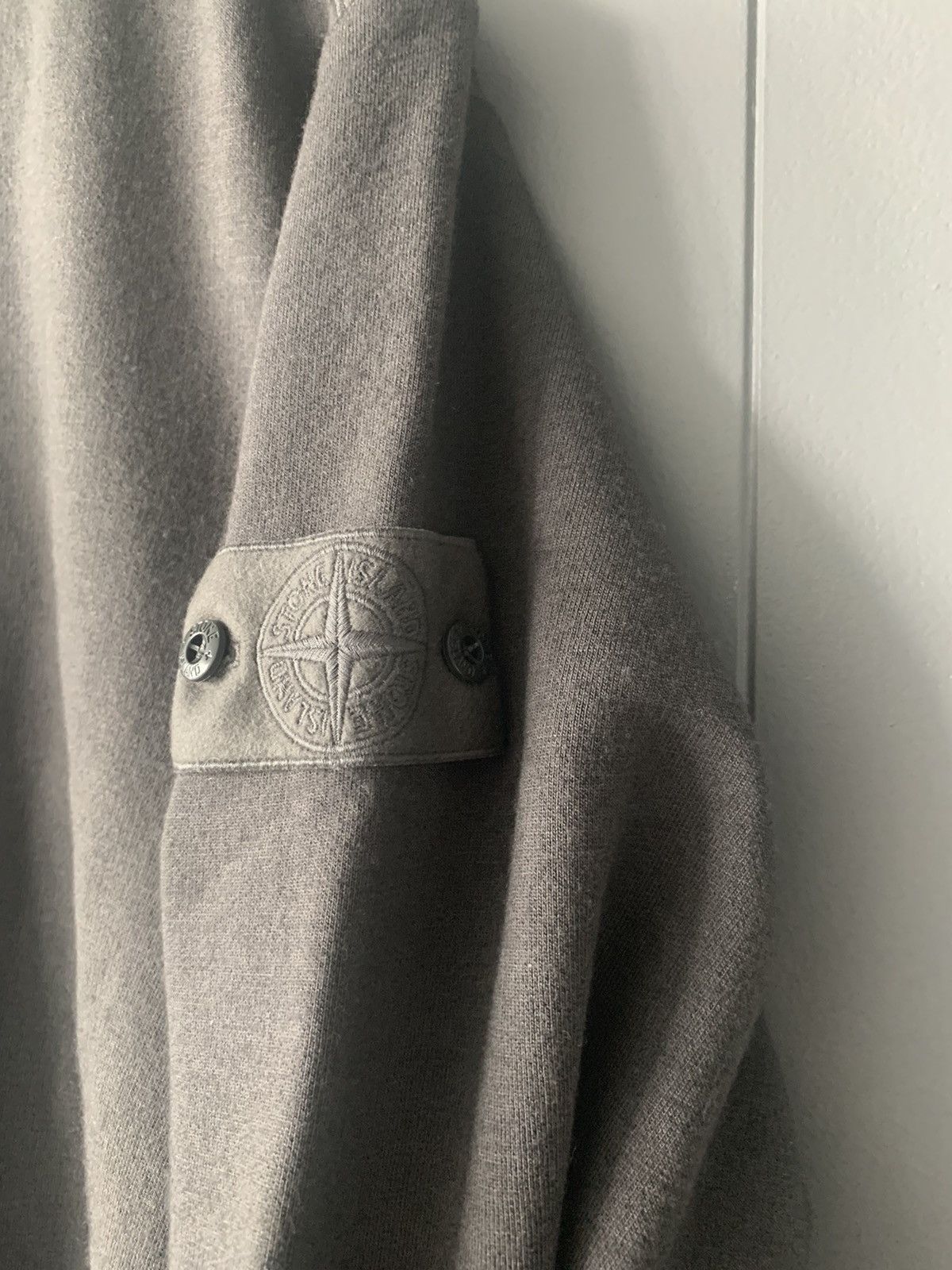 Stone Island Stone Island Ghost Grey Crewneck Sweater Size US M / EU 48-50 / 2 - 3 Thumbnail