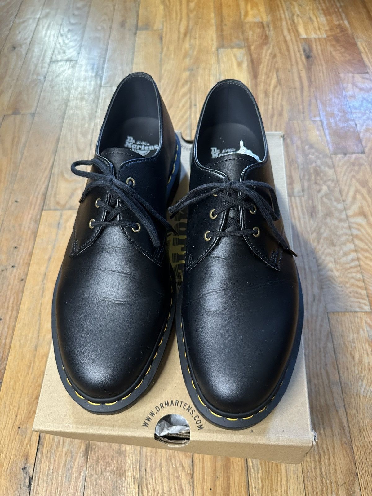 Dr. Martens 1461 Smooth Leather Oxford Shoes Size US 11 / EU 44 - 2 Thumbnail