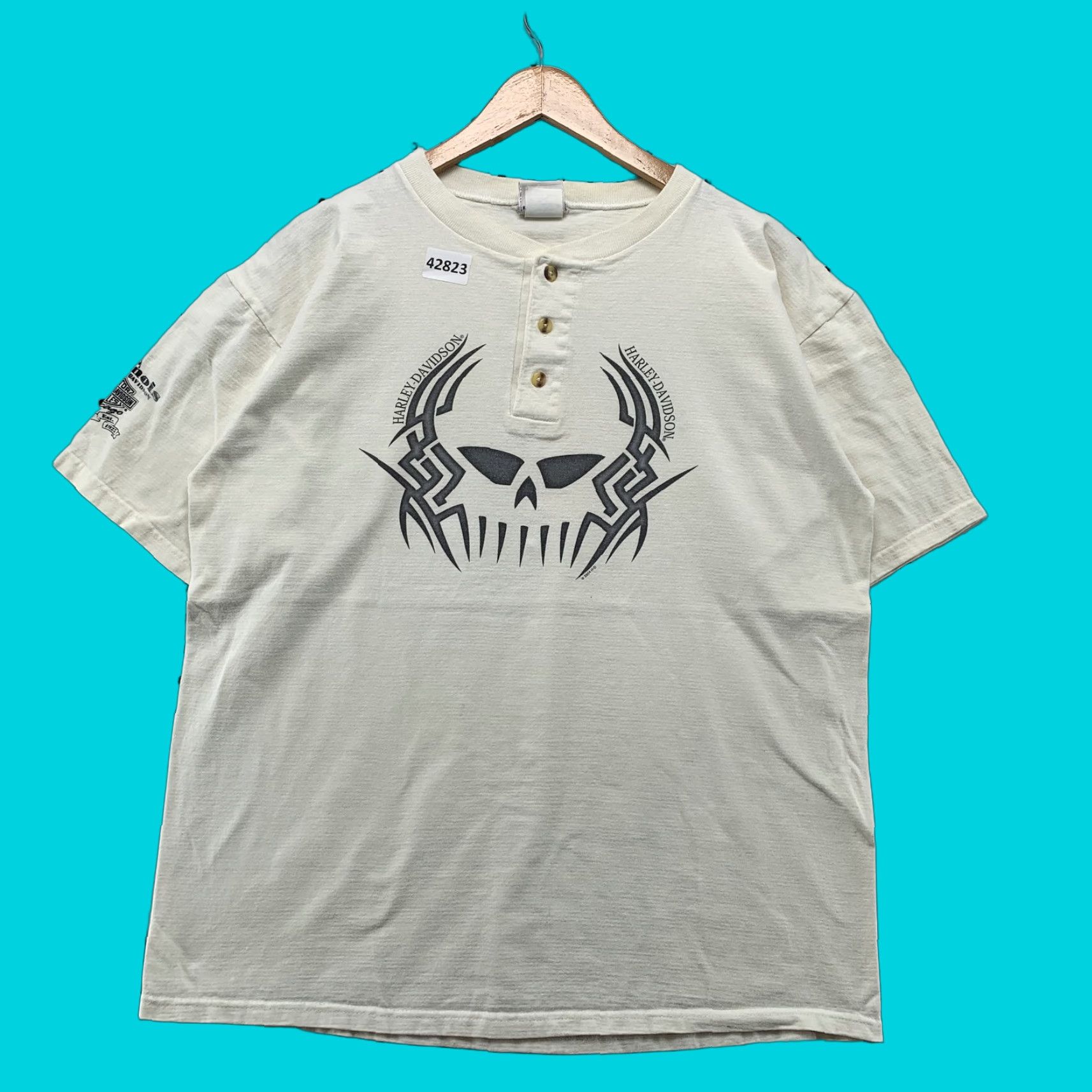 Harley Davidson VINTAGE Harley-Davidson Henley Skull Shirt Adult Large White Graphic Print Made in USA Mens Size US L / EU 52-54 / 3 - 1 Thumbnail