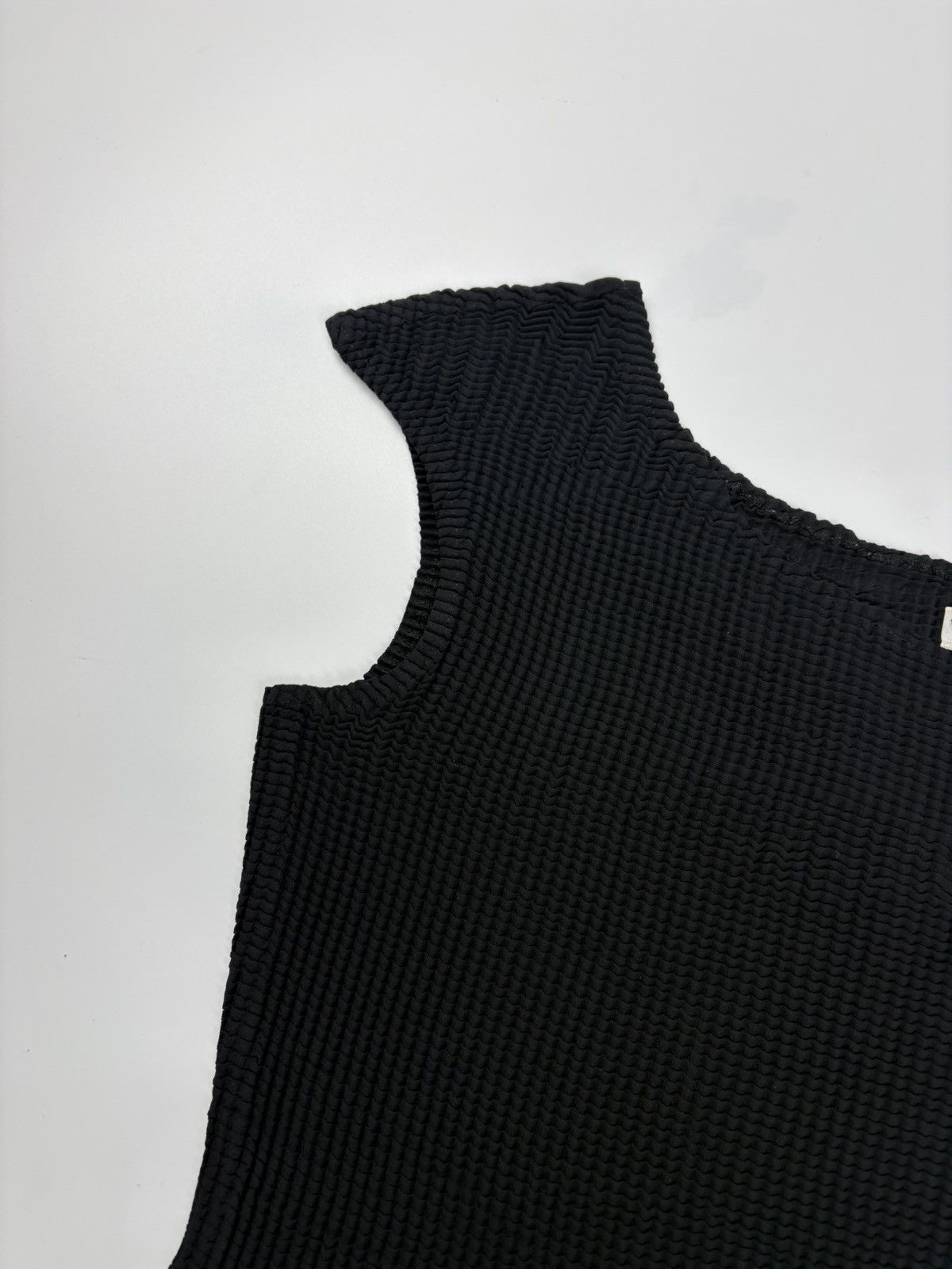 Vivienne Tam Vintage 90’s Vivienne Tam Mesh Top Size S / US 4 / IT 40 - 4 Thumbnail
