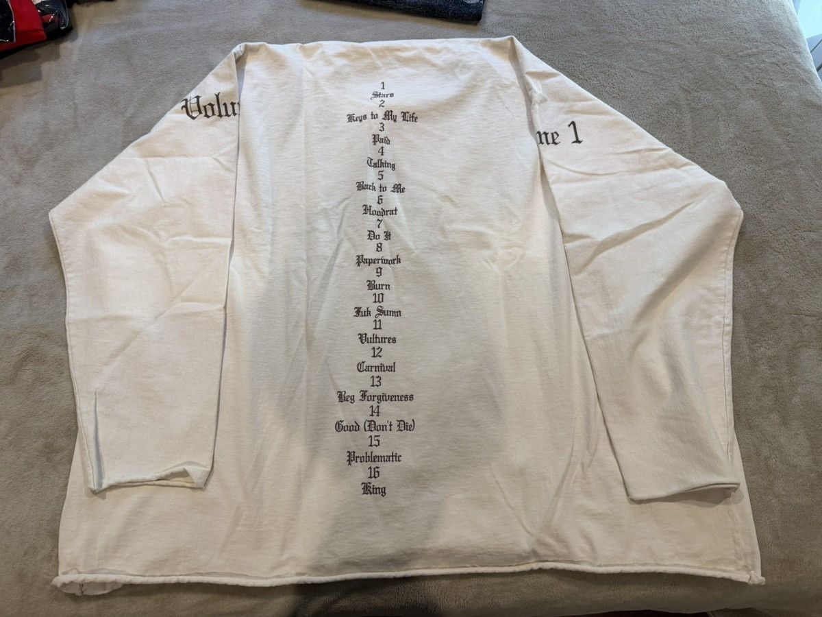 Kanye West YZY Vultures long Sleeve Tee Size US M / EU 48-50 / 2 - 3 Thumbnail