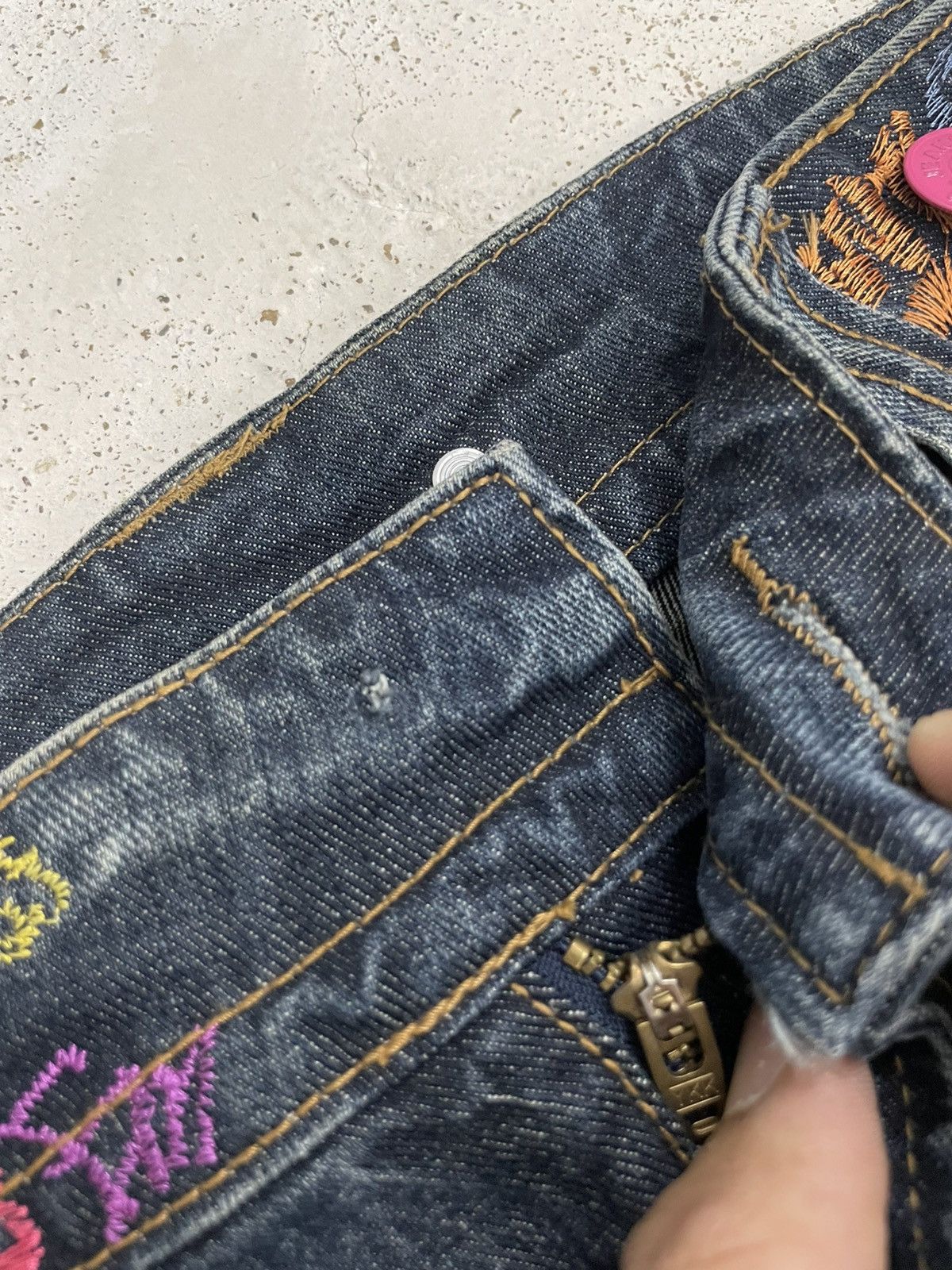 Designer × Japanese Brand Y2K Graffiti Embroidery Honeycomb Whisker Button Denim Size US 33 - 9 Thumbnail