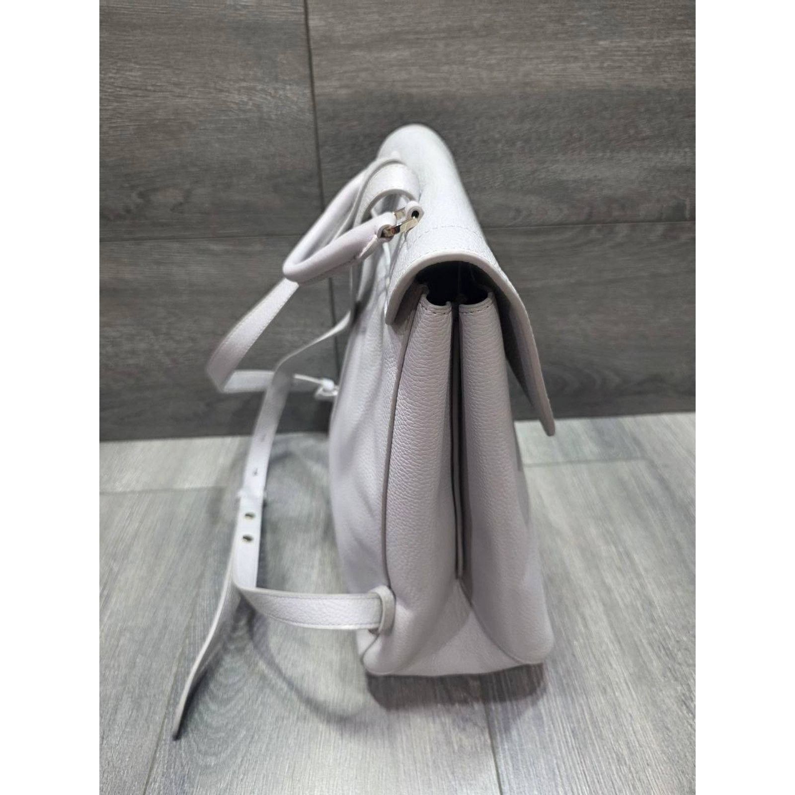 Kate Spade Kate Spade Medium Essential NWOT Gray B000444 Size ONE SIZE - 8 Thumbnail
