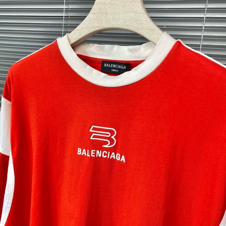 Balenciaga Balenciaga Short sleeve + T-shirt + double hook embroidere Size US M / EU 48-50 / 2 - 3 Thumbnail