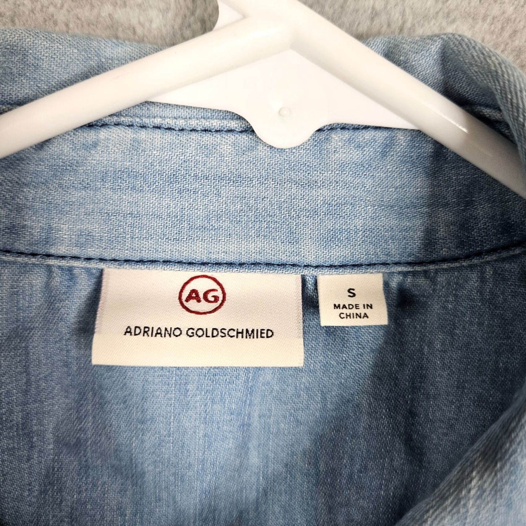 Vintage AG Adriano Goldschmied Women's Blue Button-Up Long Sleeve Shirt S Size S / US 4 / IT 40 - 6 Thumbnail