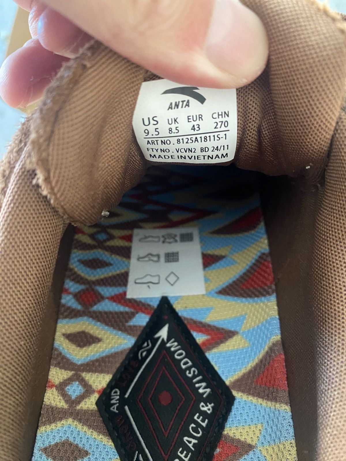 Other Anta Kyrie Chief Hela Kai 1 Lifestyle Size US 9.5 / EU 42-43 - 10 Thumbnail