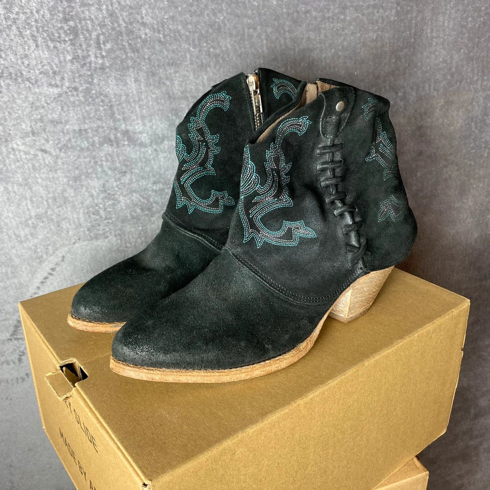 Designer × LIEBESKIND BERLIN Liebeskind Berlin Cowboy boots heels black Size US 7 / IT 37 - 1 Thumbnail