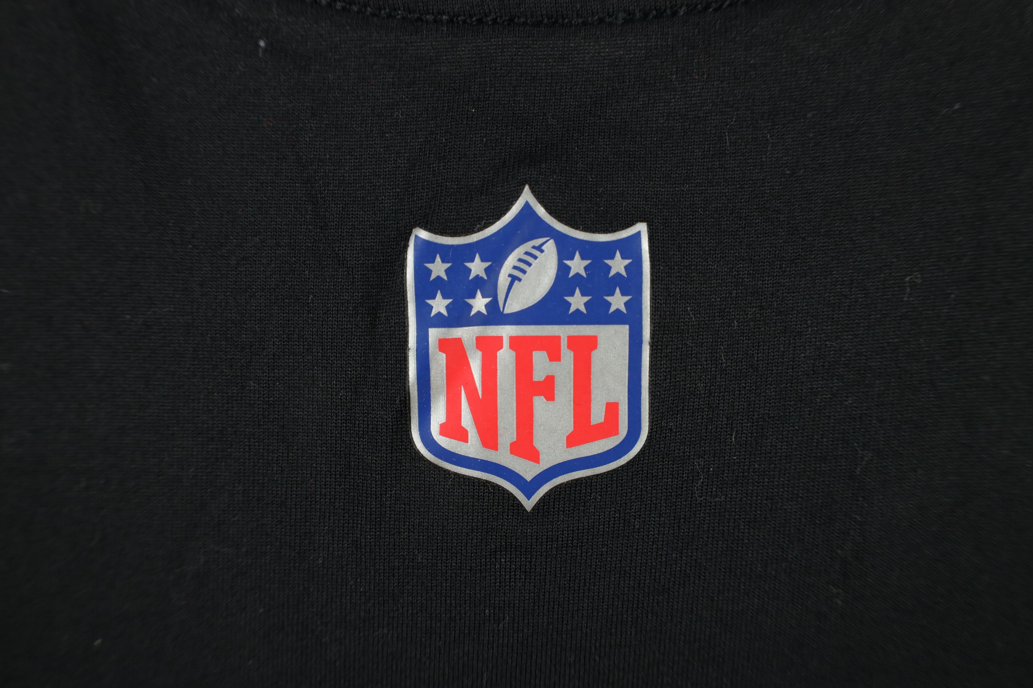Nike × Vintage Nike On Field Kansas City Chiefs Football T-Shirt Black Size US M / EU 48-50 / 2 - 11 Thumbnail