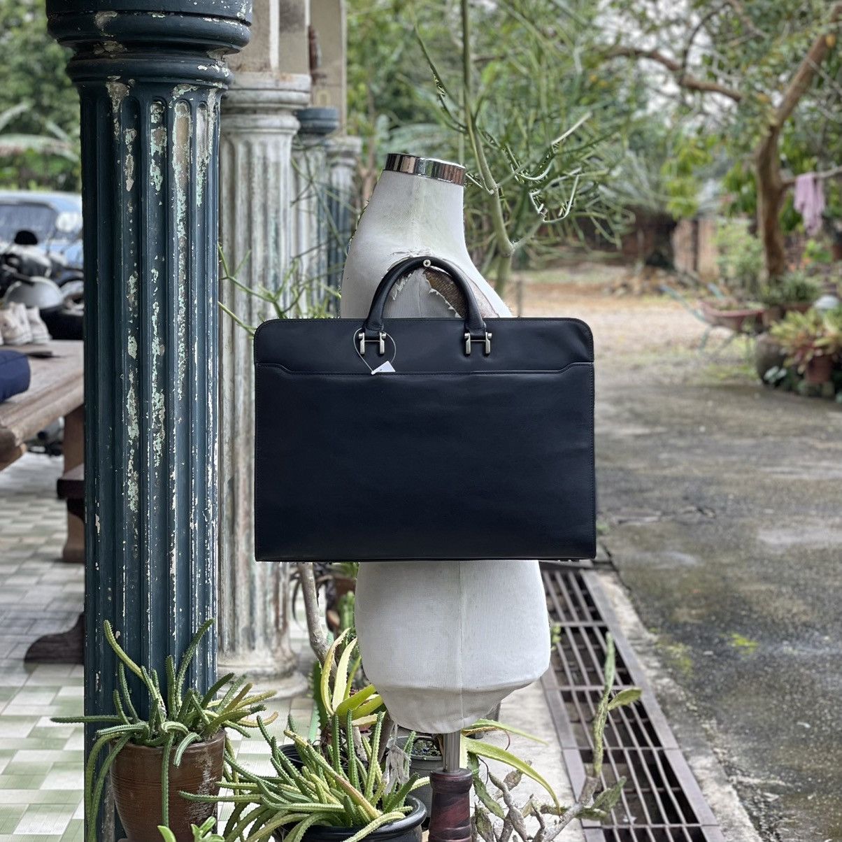 Leather × Pierre Cardin Vintage Pierre Cardin Black Leather Briefcase/Office Bag Size ONE SIZE - 2 Thumbnail
