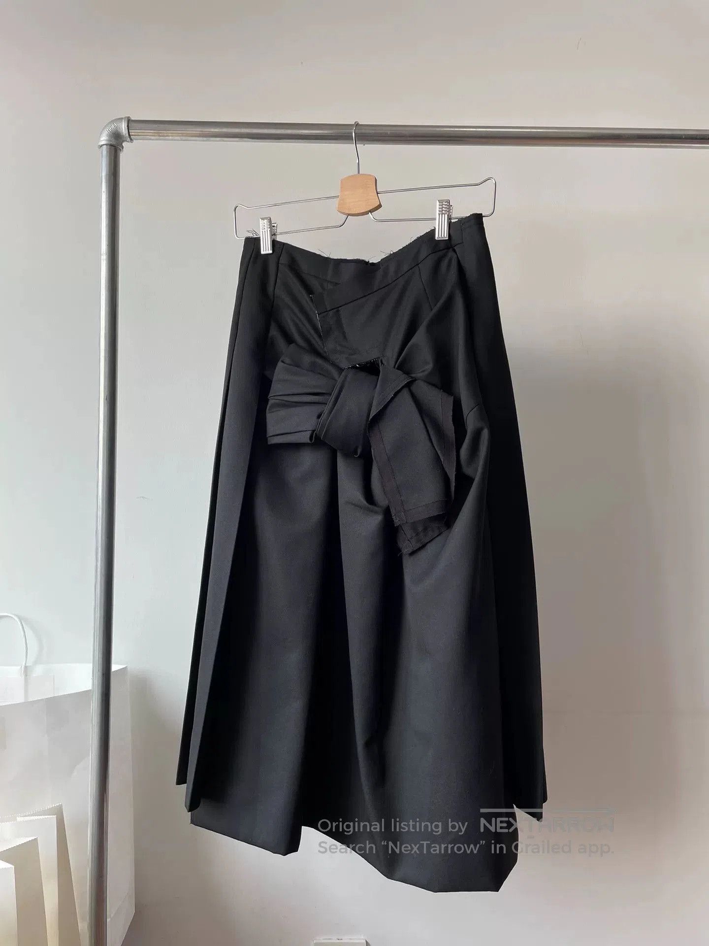 Comme des Garcons Comme des Garcons Bow Skirt. Size 29" - 1 Thumbnail
