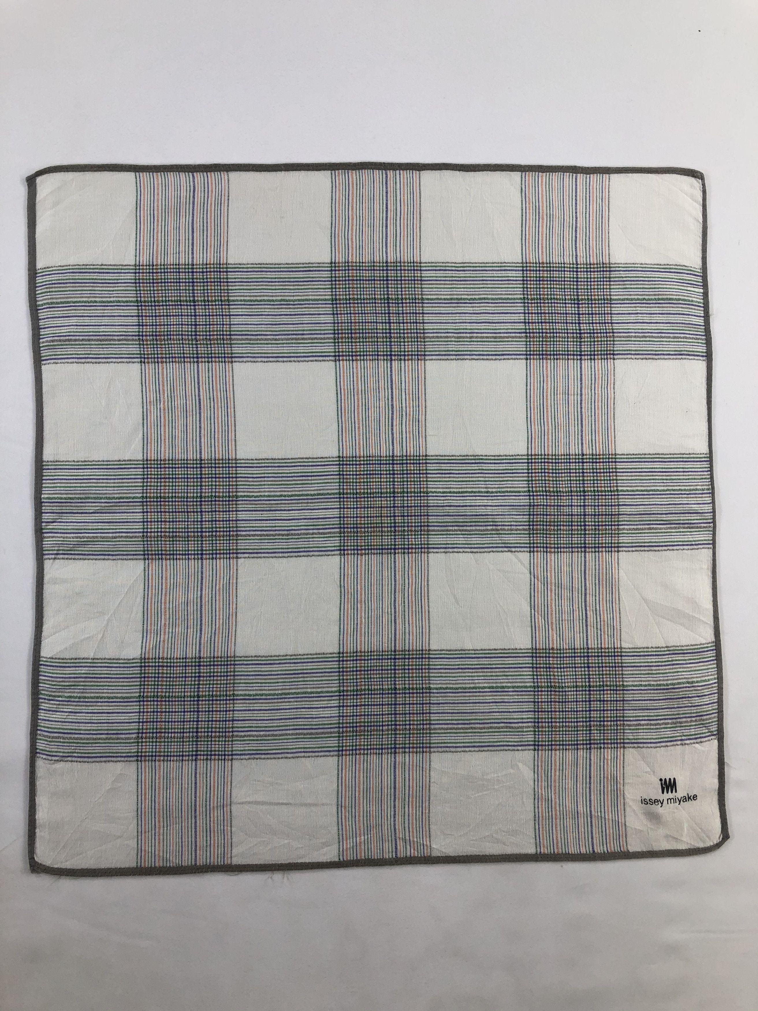 Issey Miyake Issey Miyake Handkerchief / Bandana / Neckerchief Size ONE SIZE - 2 Thumbnail