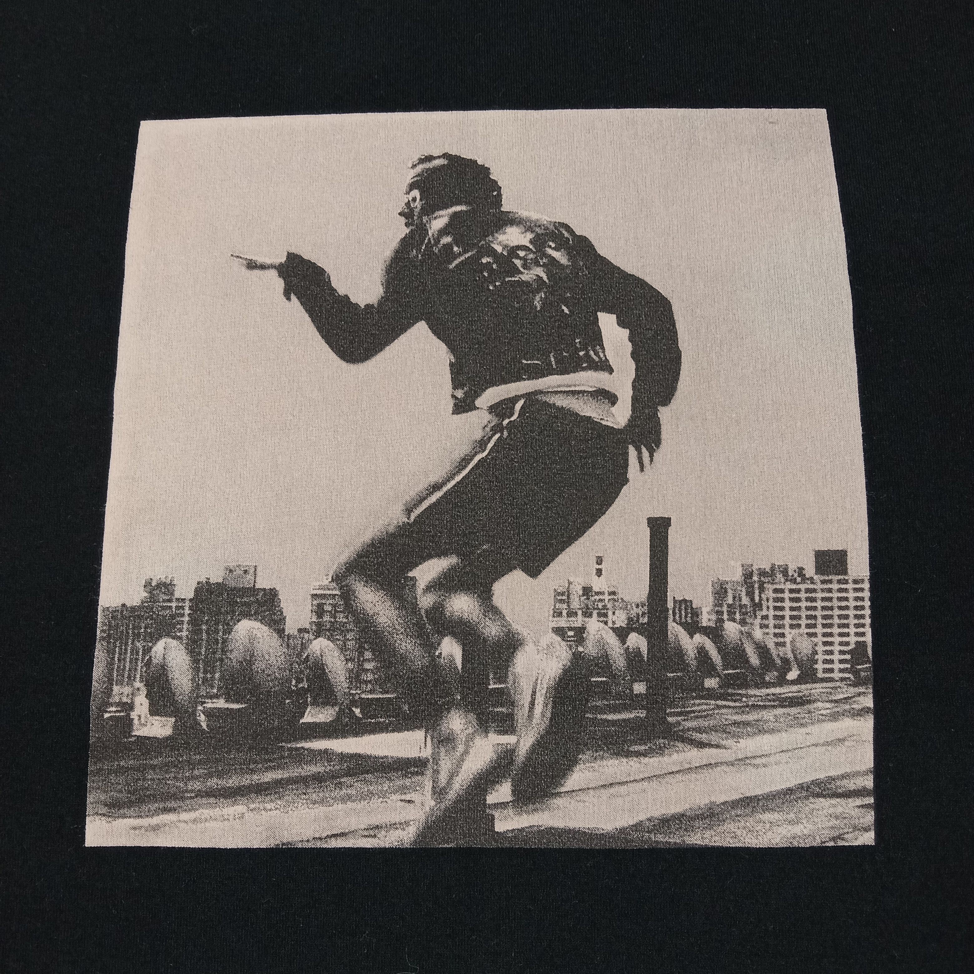 Keith Haring × Vintage Keith Haring Tshirt Art Streetwear Style Size US L / EU 52-54 / 3 - 2 Thumbnail