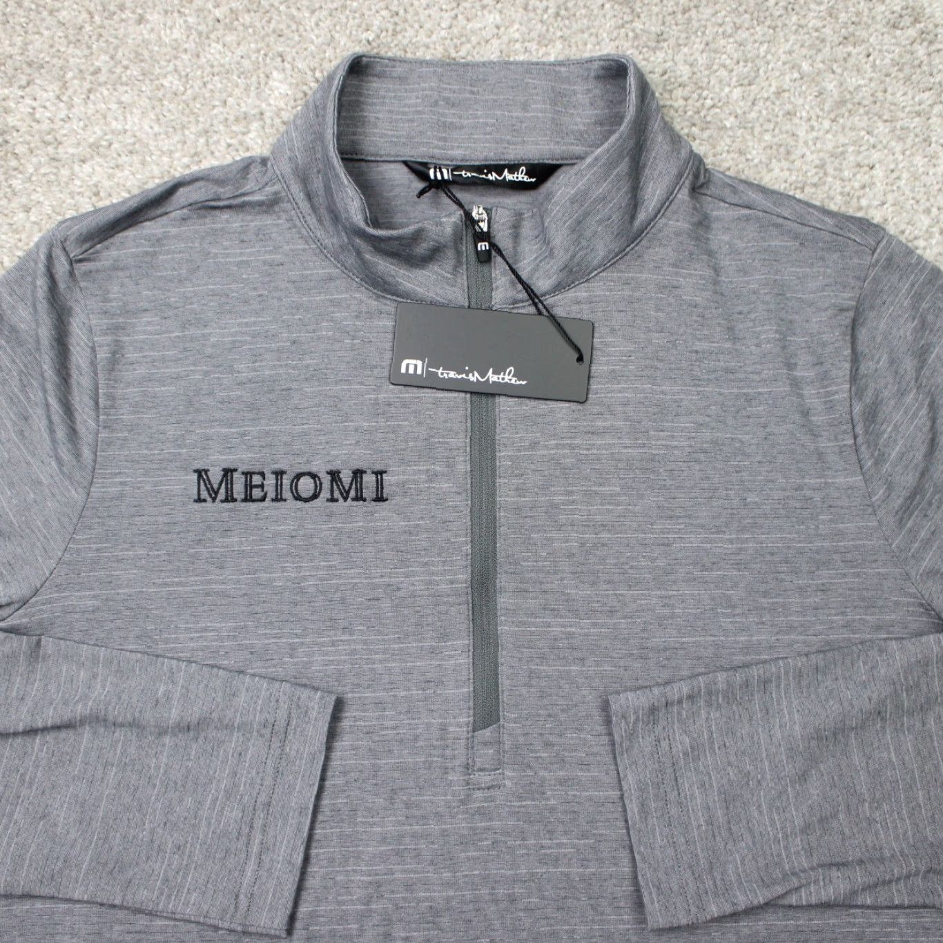 TravisMathew Travis Mathew Sweatshirt NWT Women Large Gray Crestview 1/4 Zip Golf Long Sleeve Size L / US 10 / IT 46 - 2 Thumbnail
