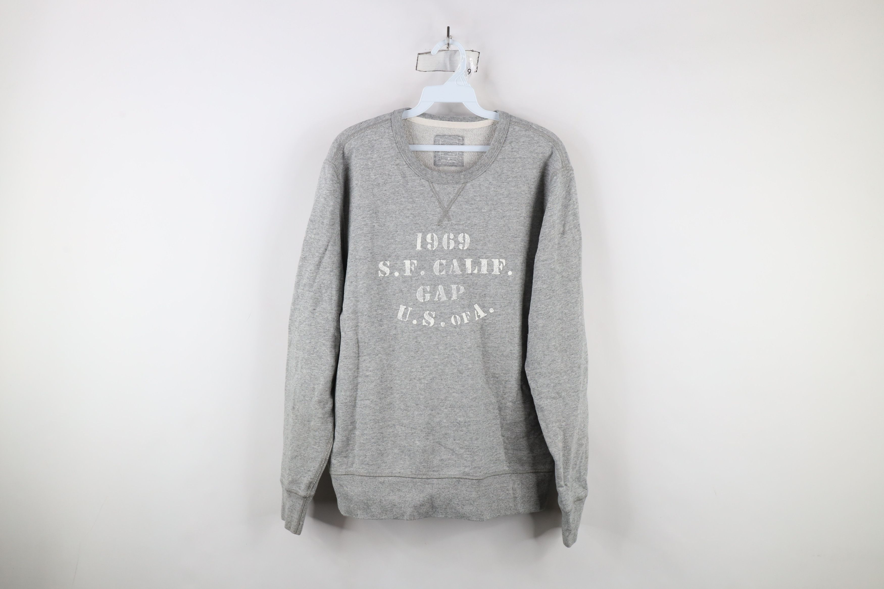 Gap × Vintage Vintage Y2K Gap Stencil Crewneck Sweatshirt Heather Gray Size US M / EU 48-50 / 2 - 1 Thumbnail